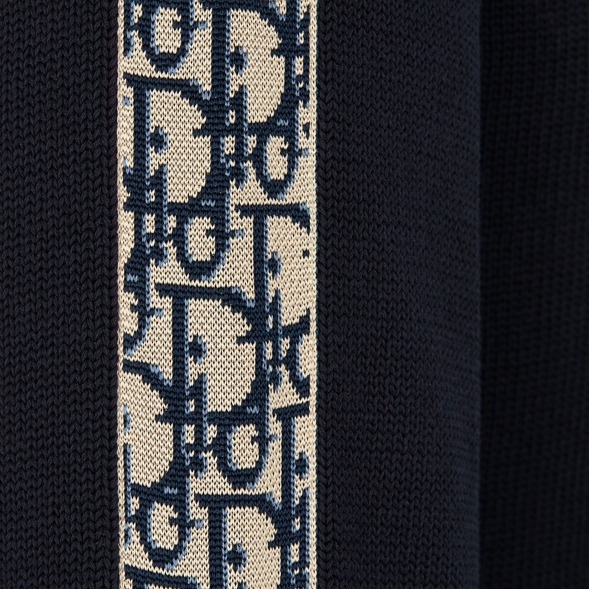 针织衫 深蓝色棉质平纹针织面料 Oblique 印花镶片 E09