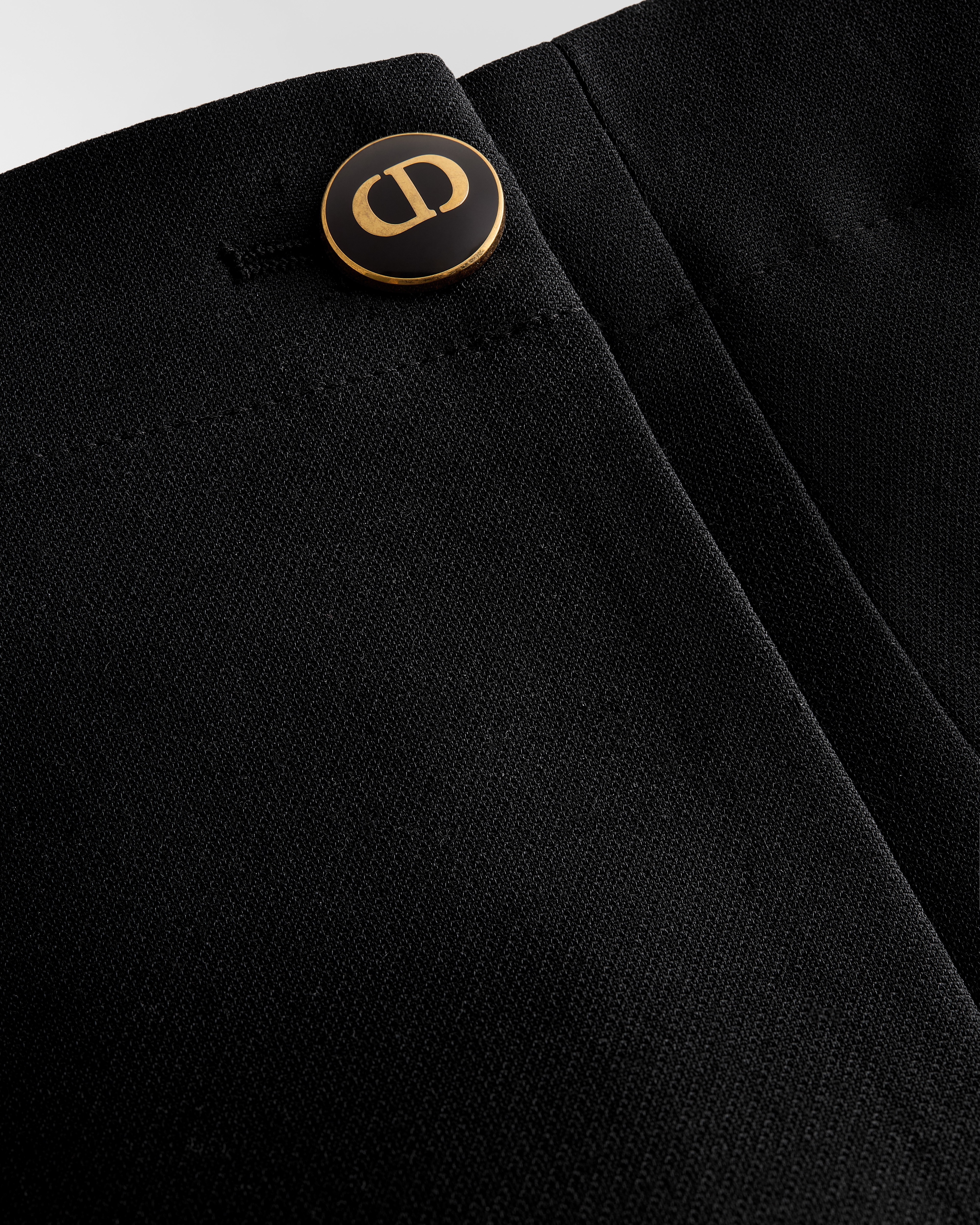 裙裤 黑色绵羊毛混纺面料搭配 CD 纽扣 E09