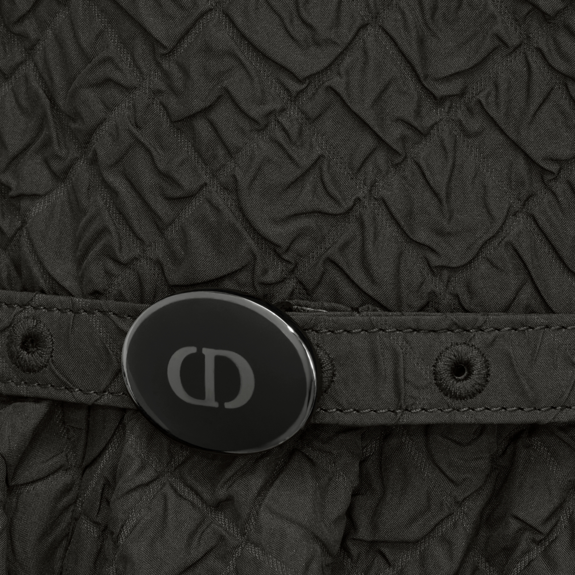 中长款连衣裙 哑光黑色科技面料泡泡纱效果搭配腰带 E09