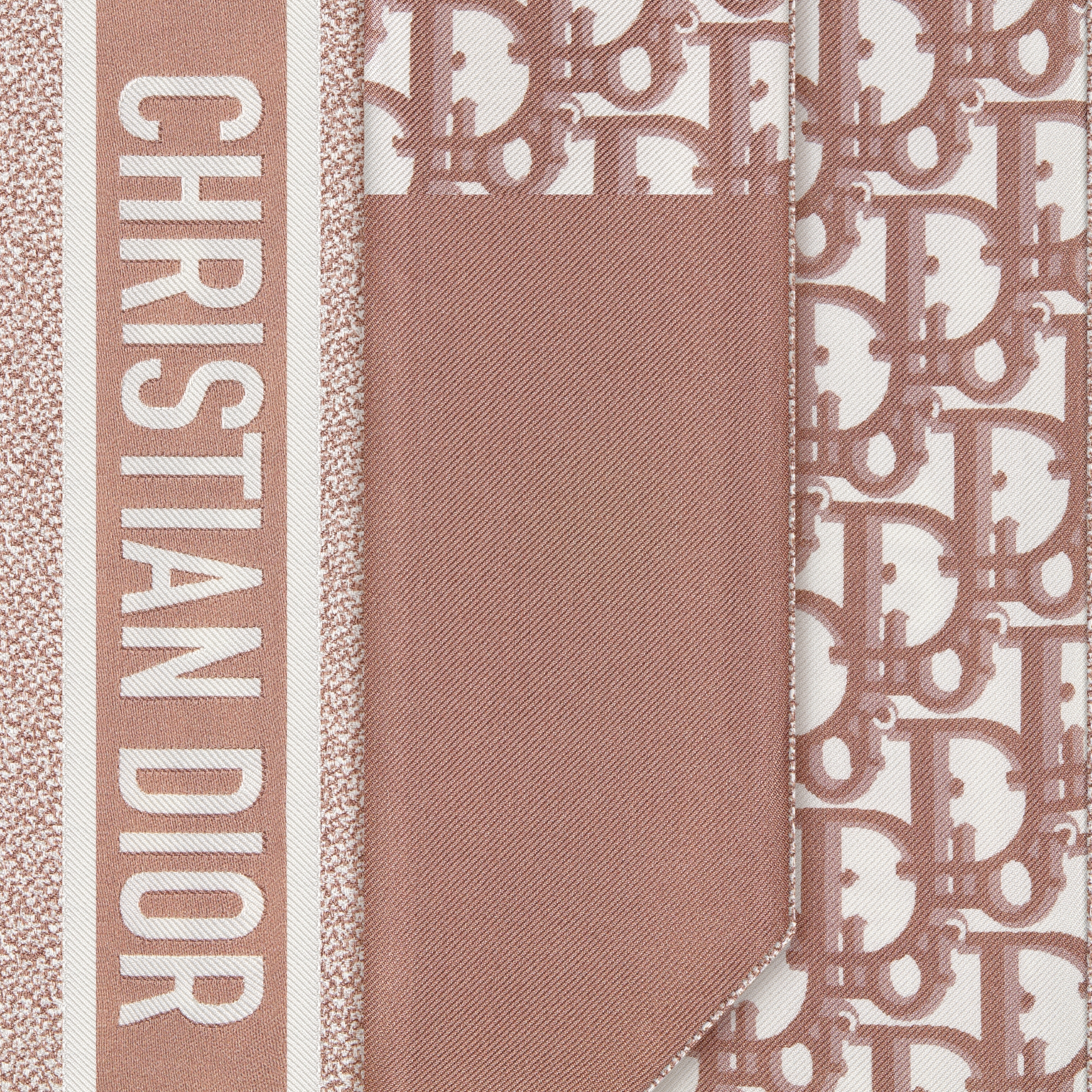 Mitzah 丝巾 玫瑰粉色桑蚕丝斜纹面料 Oblique 印花 E09