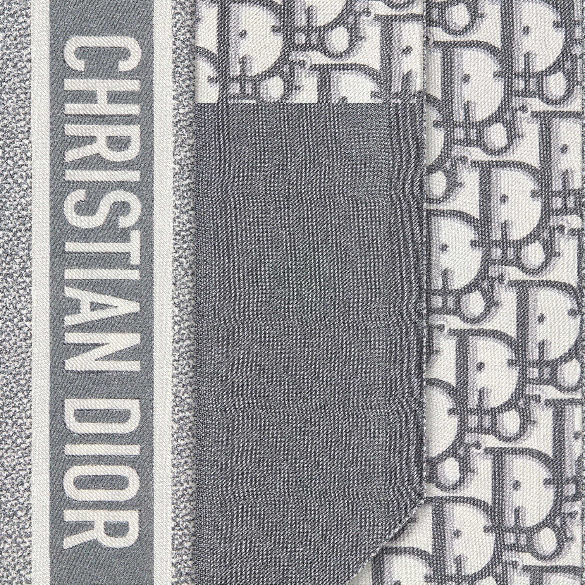 Mitzah 丝巾 灰色桑蚕丝斜纹面料 Oblique 印花 E09