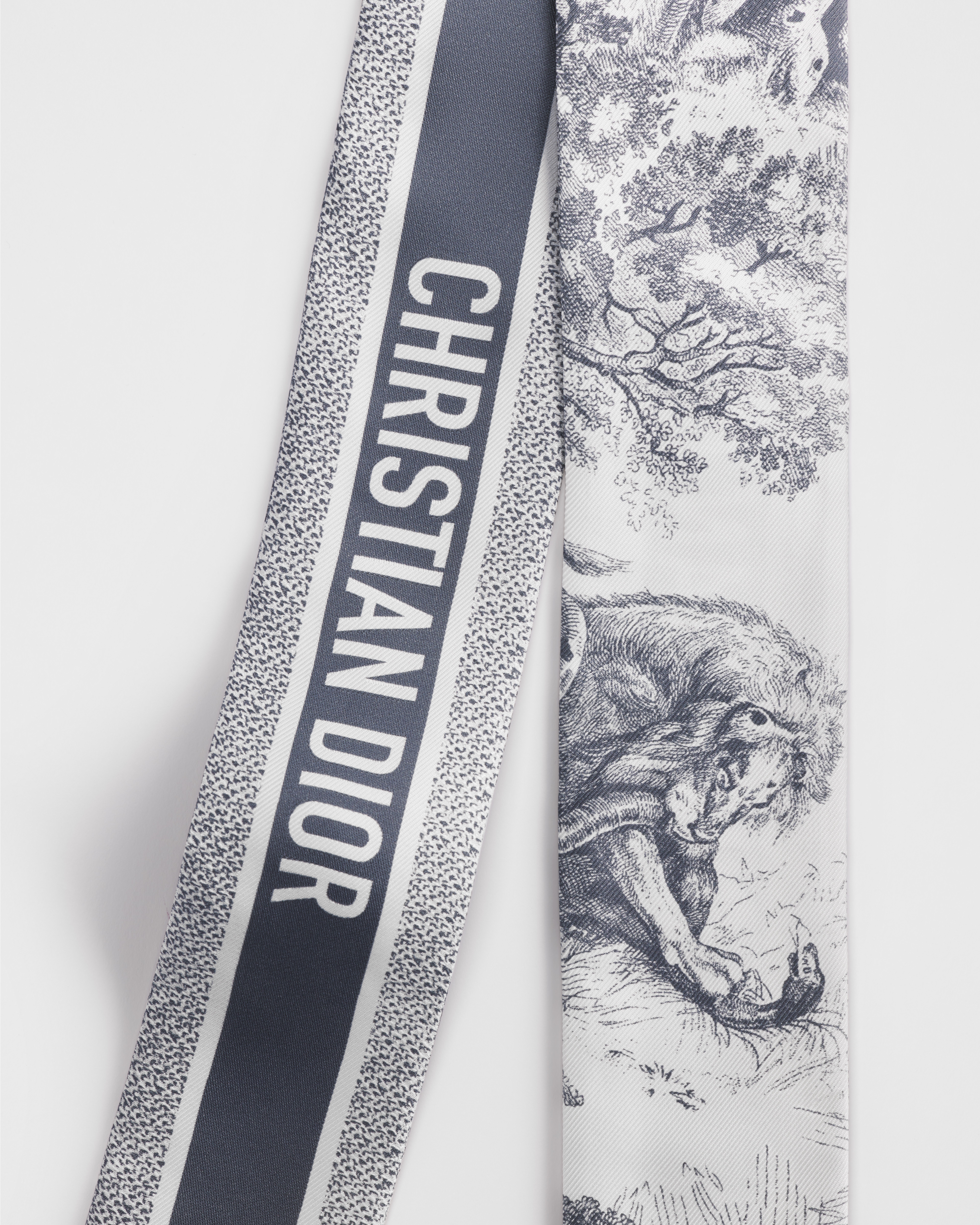 Mitzah 丝巾 象牙色和灰色桑蚕丝斜纹面料 Sauvage 茹伊印花 E09