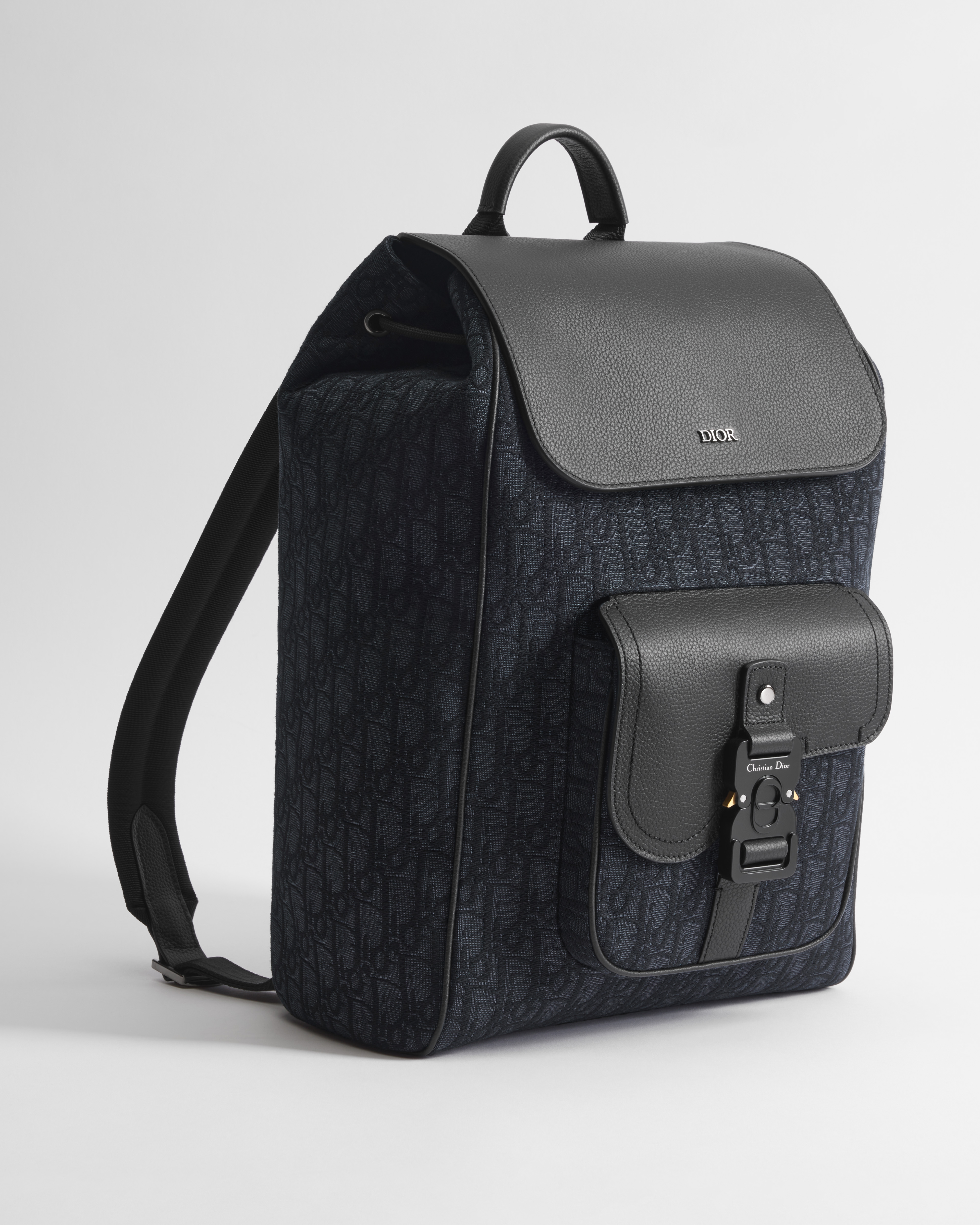 马鞍翻盖双肩背包 黑色 Oblique 印花面料和黑色粒面牛皮革 E03