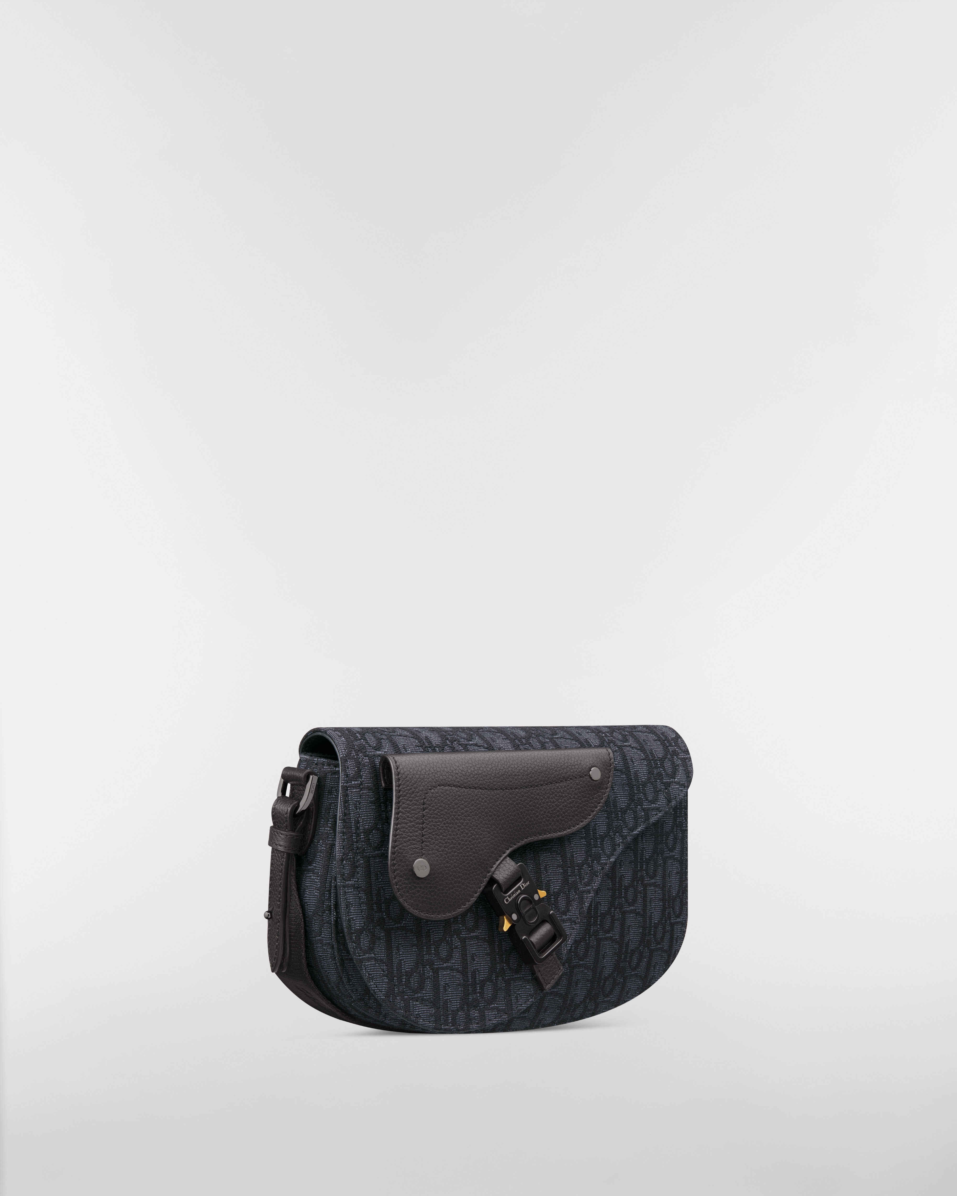 马鞍信使包 黑色 Oblique 印花面料和黑色粒面牛皮革 E03