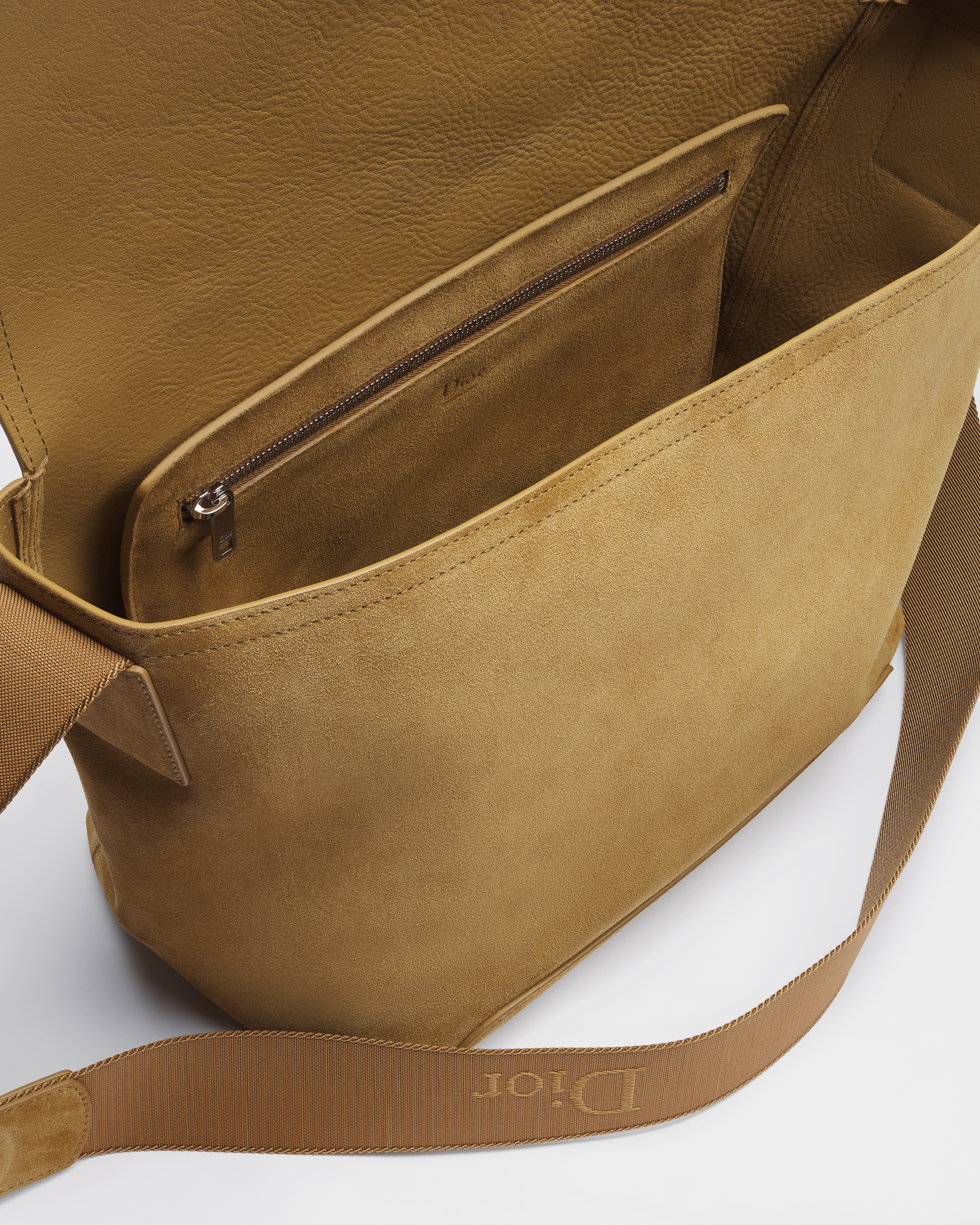 大号 Dior Jett 翻盖信使包 棕色绒面革 E06