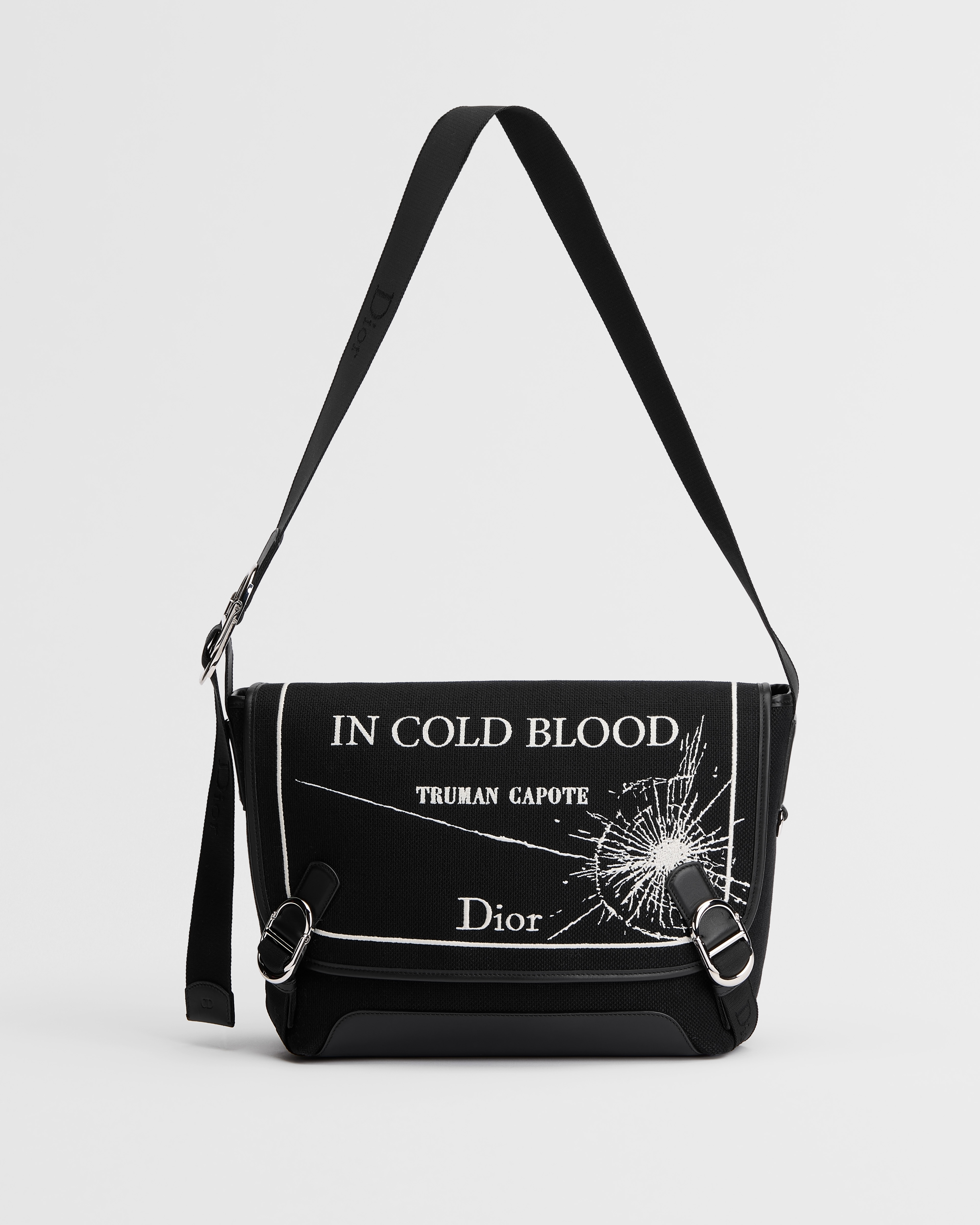 中号 Dior Jett 翻盖信使包 黑色底色和白色 Book Cover 刺绣 E07