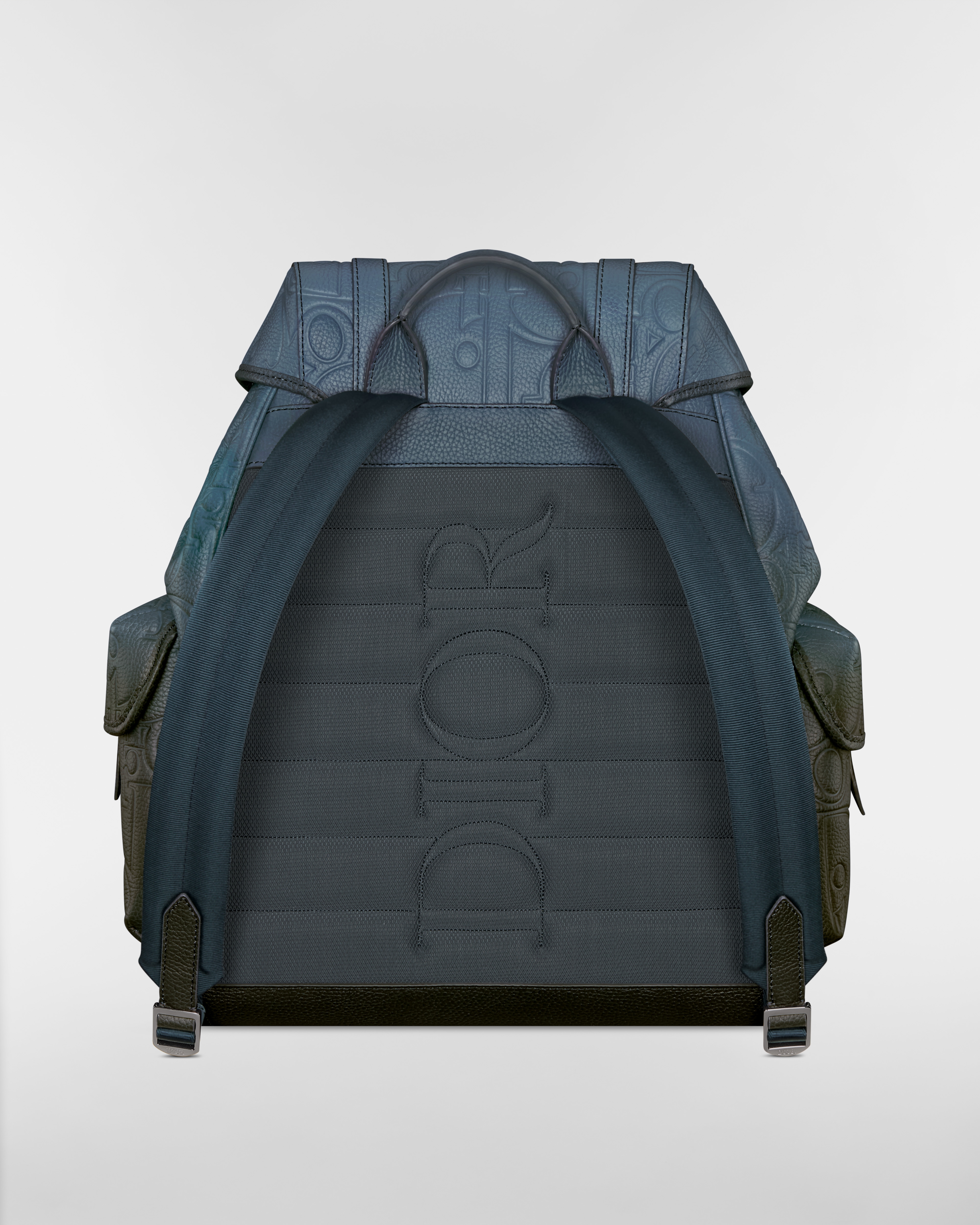 Dior Hit The Road 翻盖双肩背包 蓝黑渐变色 Dior Gravity 印花效果皮革和蓝黑渐变色粒面牛皮革 E08