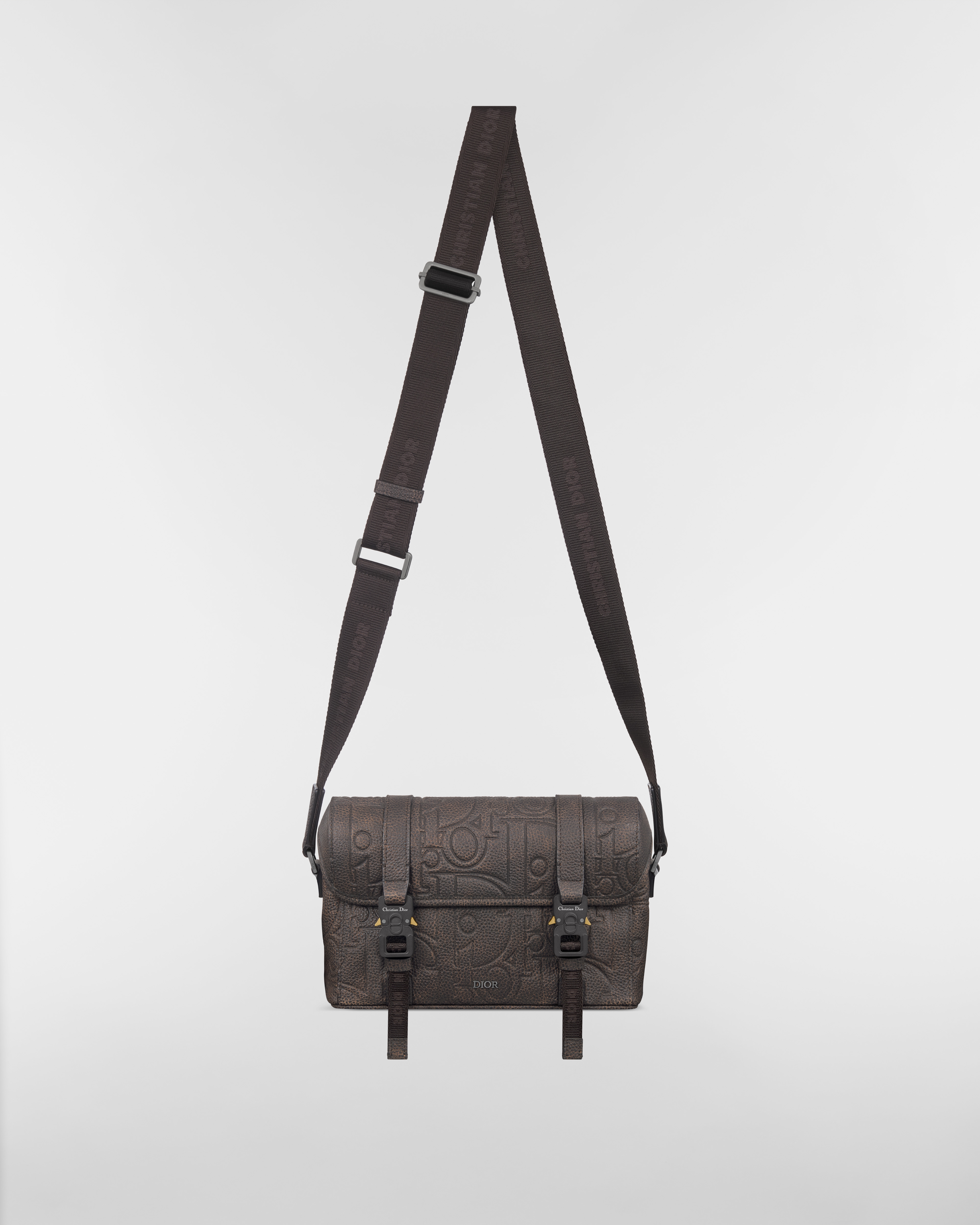 Dior Hit The Road 翻盖信使包 棕色 Dior Gravity Vintage 印花效果皮革 E07