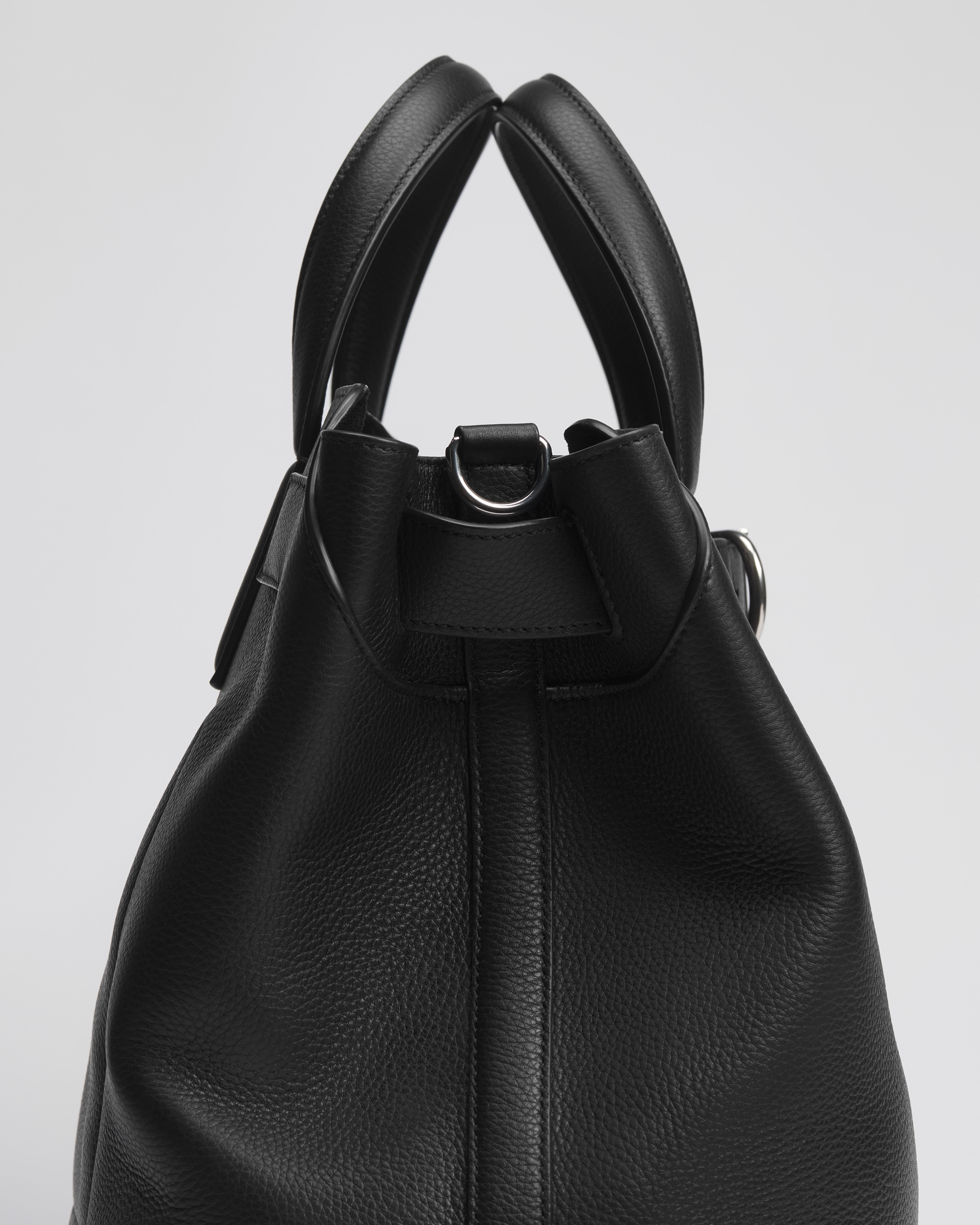 中号 Dior Normandie 手袋 黑色粒面牛皮革 E10