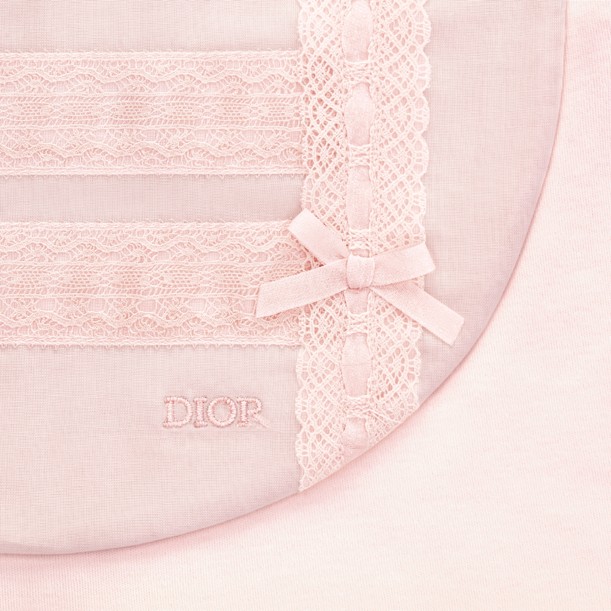 Nanouchka 新生儿礼品套装 淡粉色棉质双面布和薄纱 E06