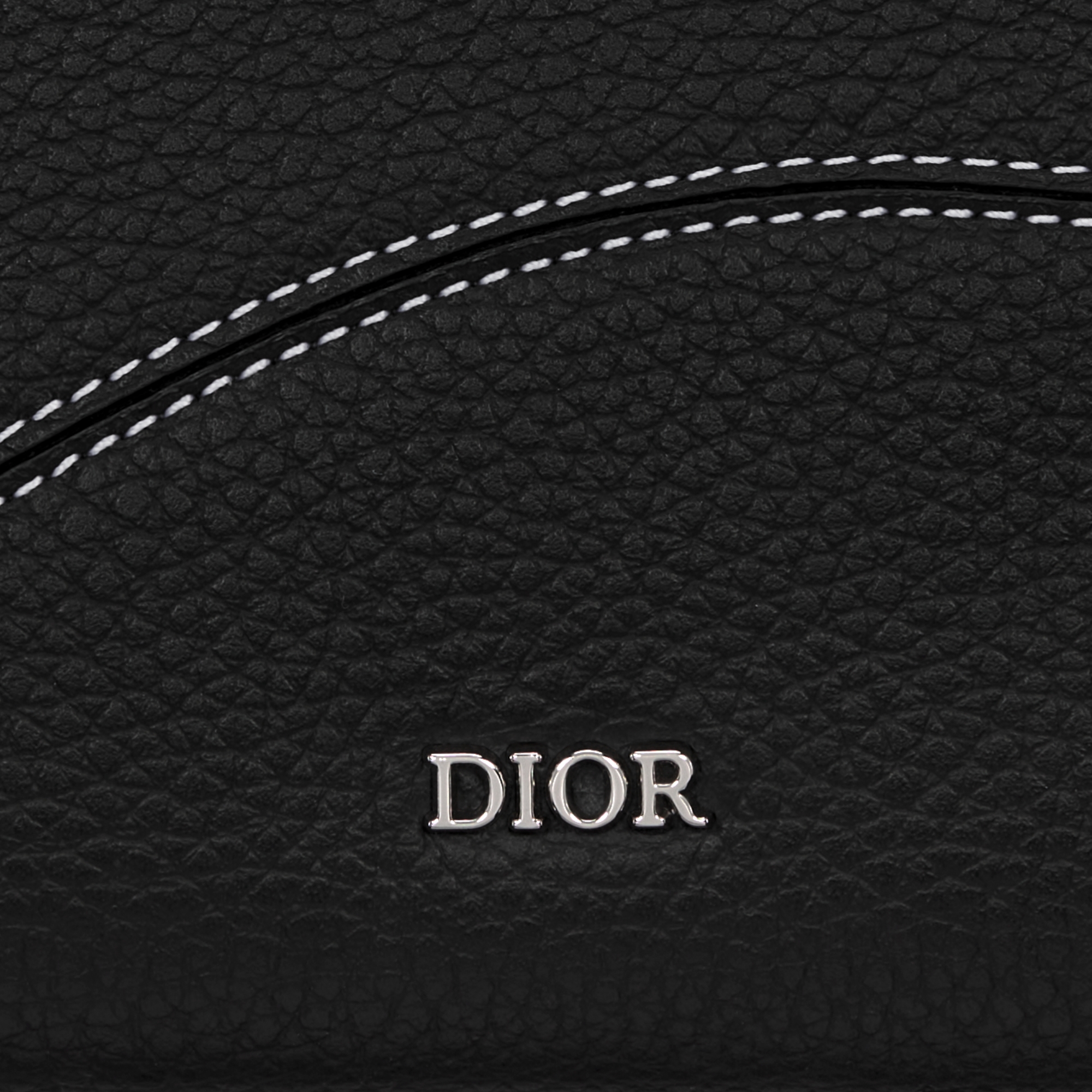 马鞍长款拉链式钱包 黑色细工镶嵌粒面牛皮革 E09