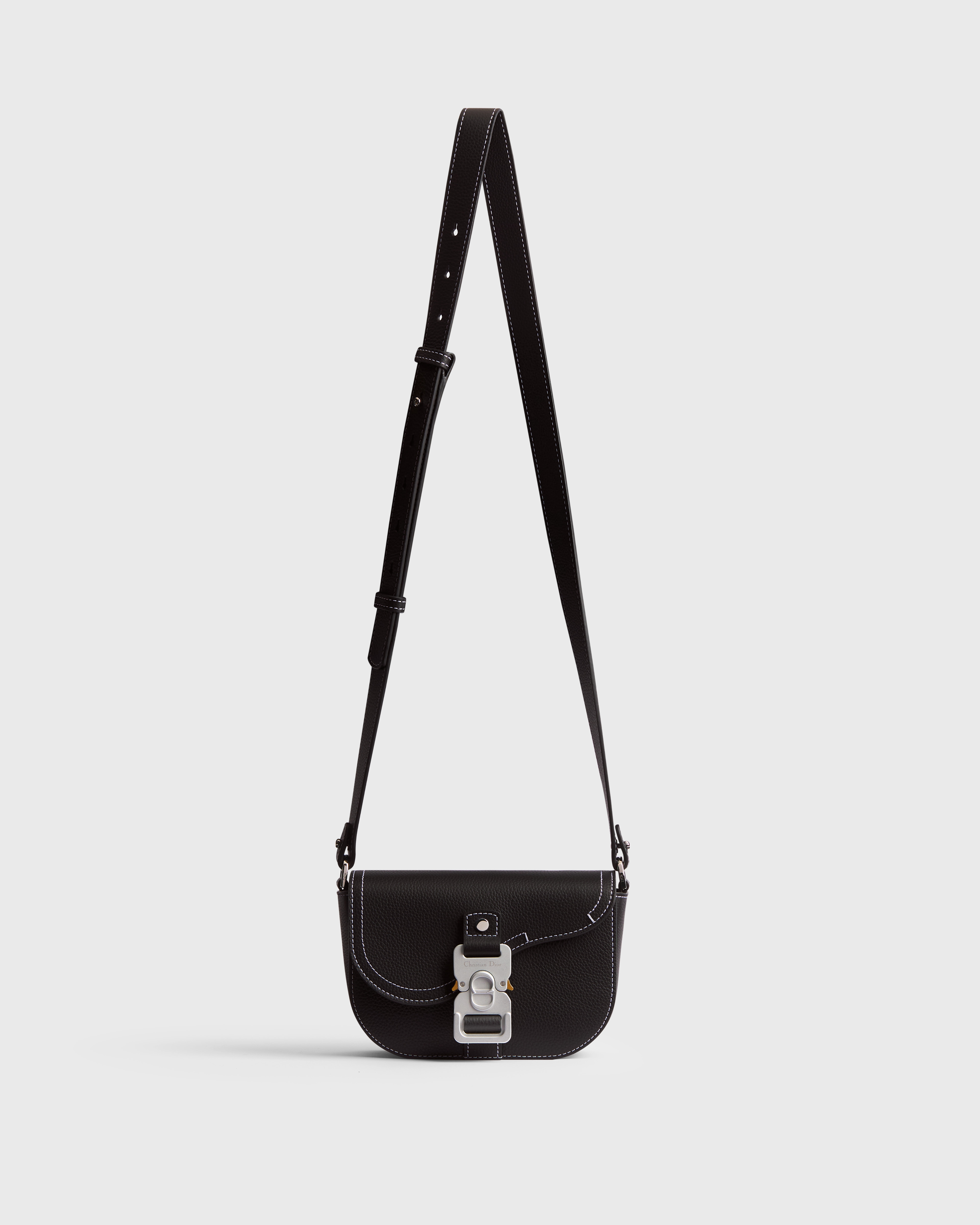 迷你马鞍信使包 黑色粒面牛皮革搭配翻盖 E01