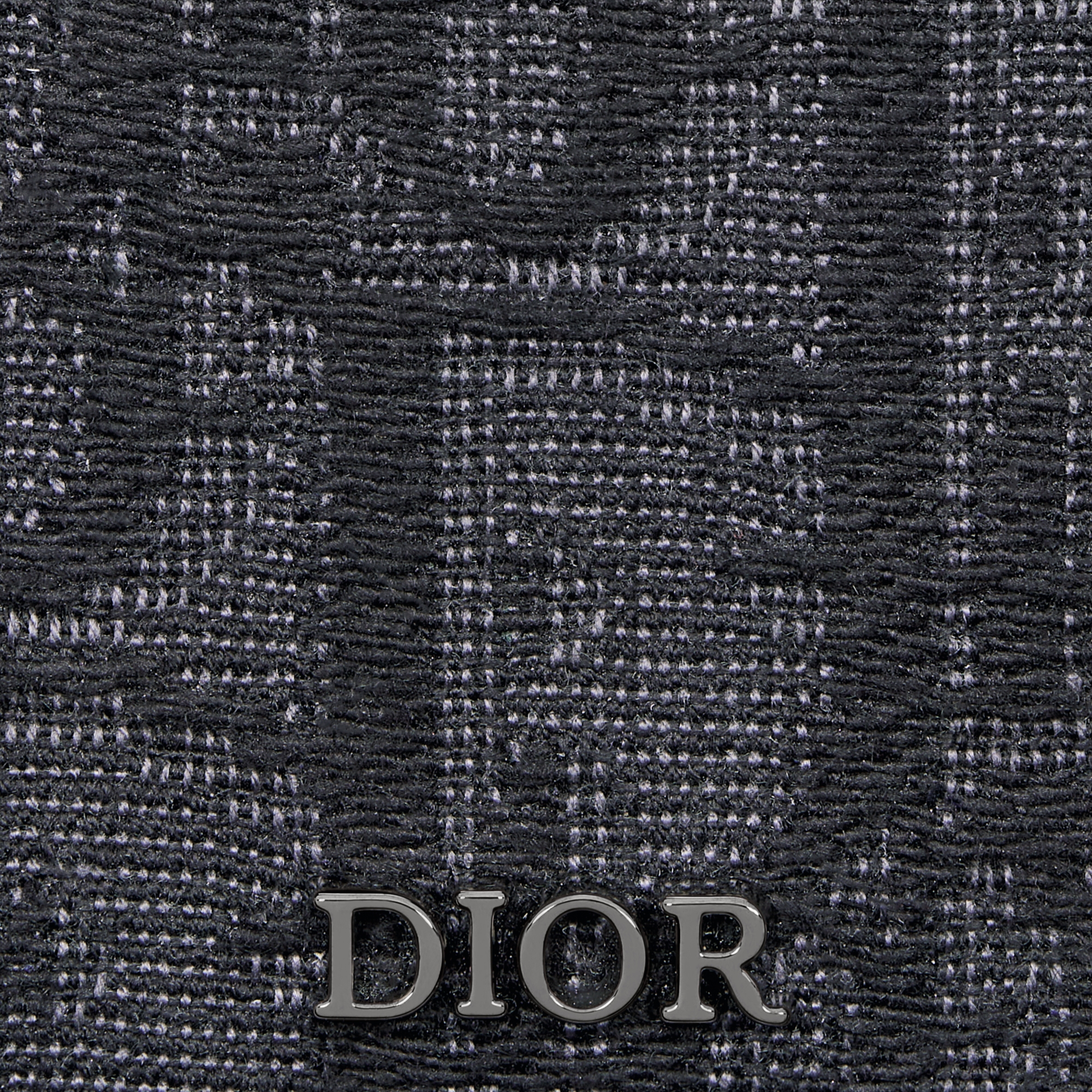 马鞍磁性卡夹 黑色细工镶嵌粒面牛皮革和黑色 Oblique 印花面料 E09