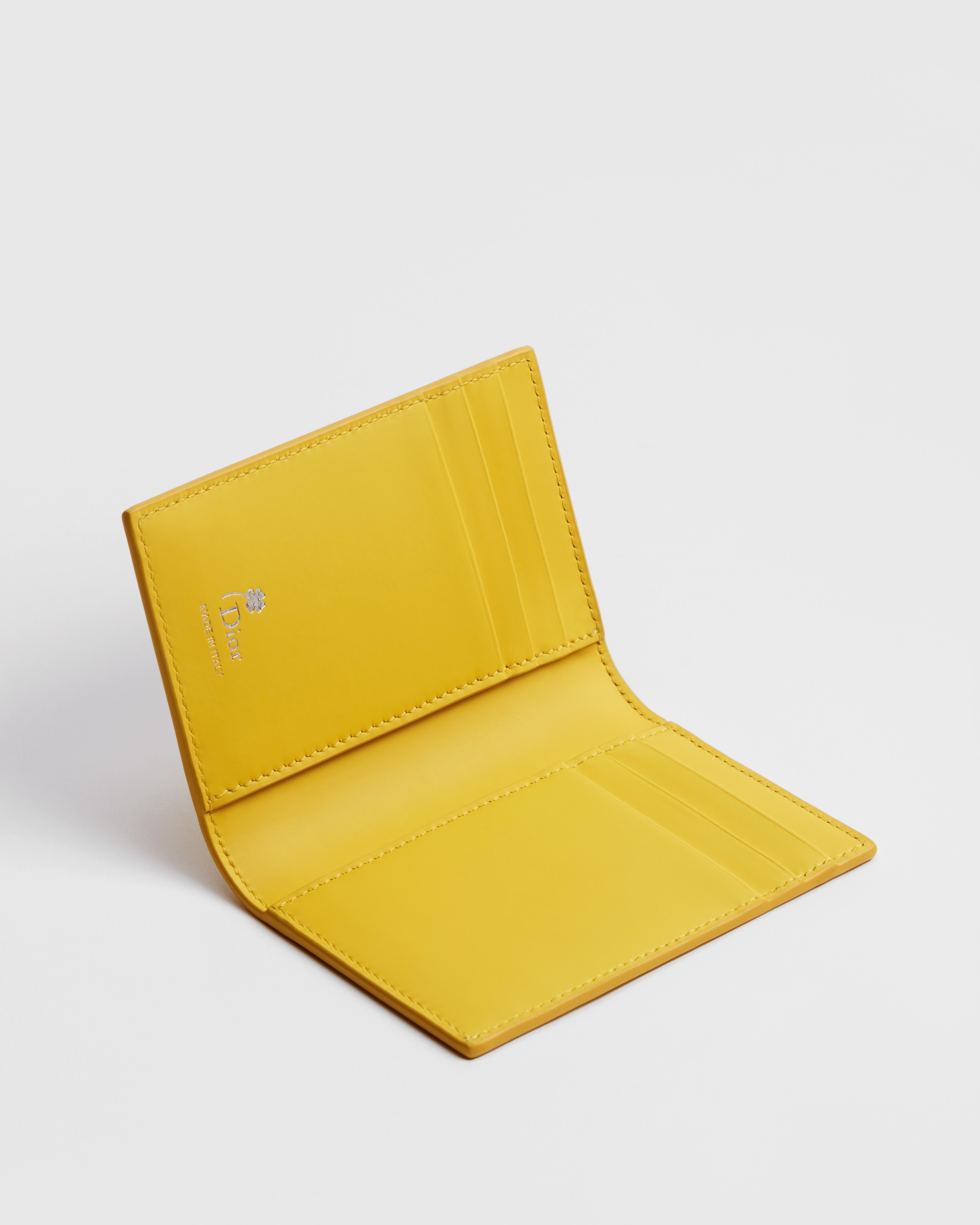 双折卡夹 黄色牛皮革红色 Book Cover 压花图案 E07