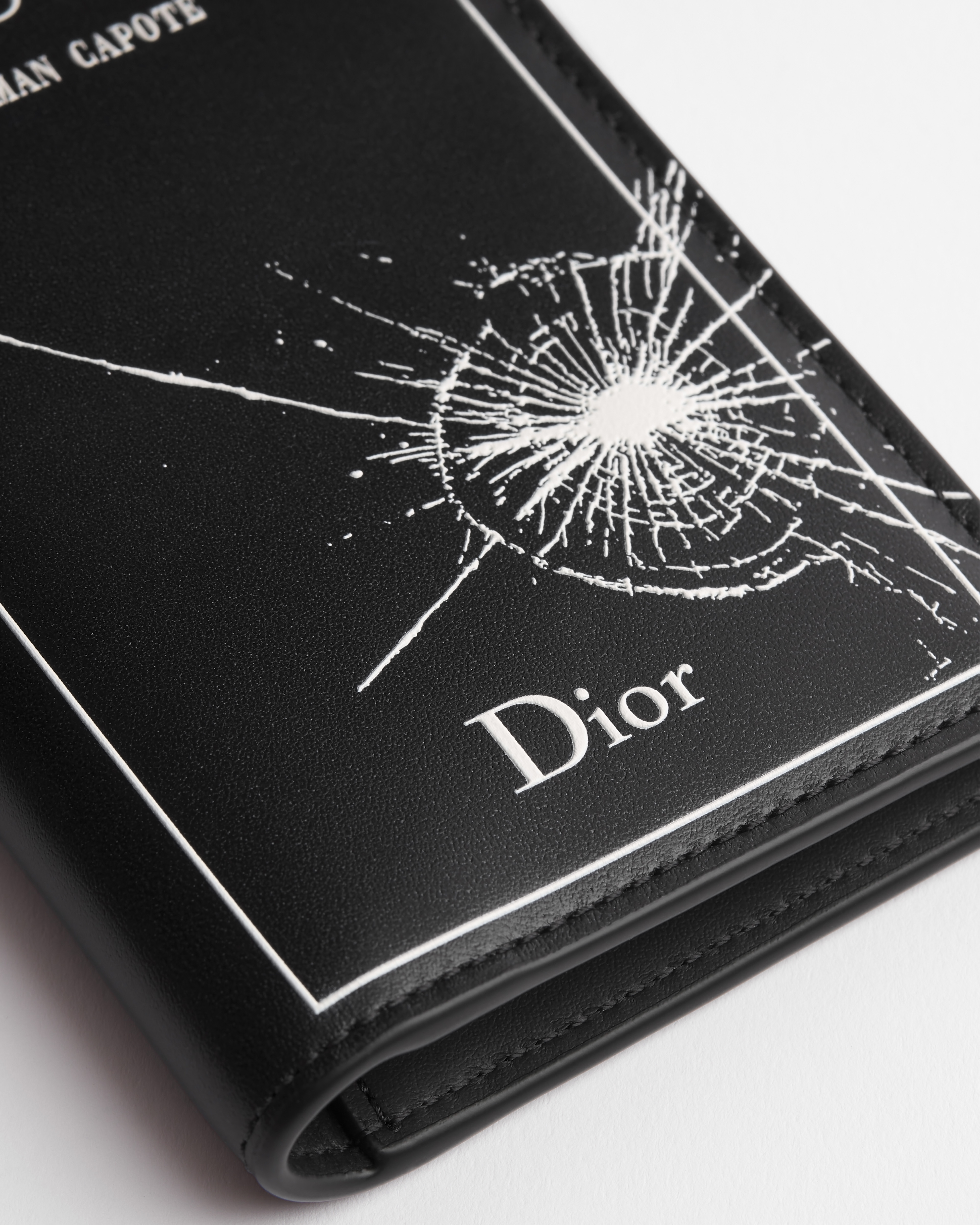 双折卡夹 黑色牛皮革白色 Book Cover 压花图案 E09