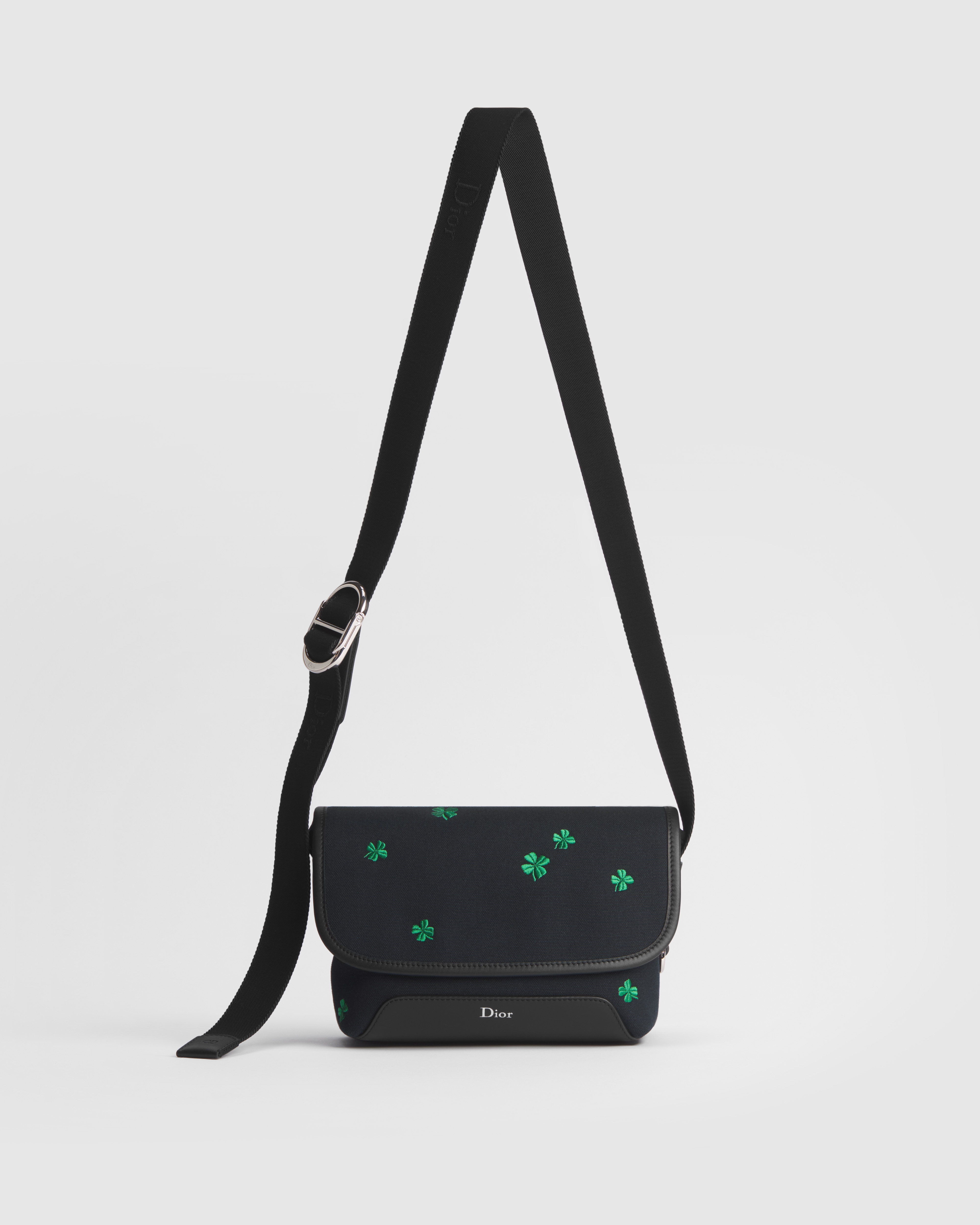 迷你 Dior Jett 翻盖信使包 黑色帆布 Dior Clover 图案刺绣 E07