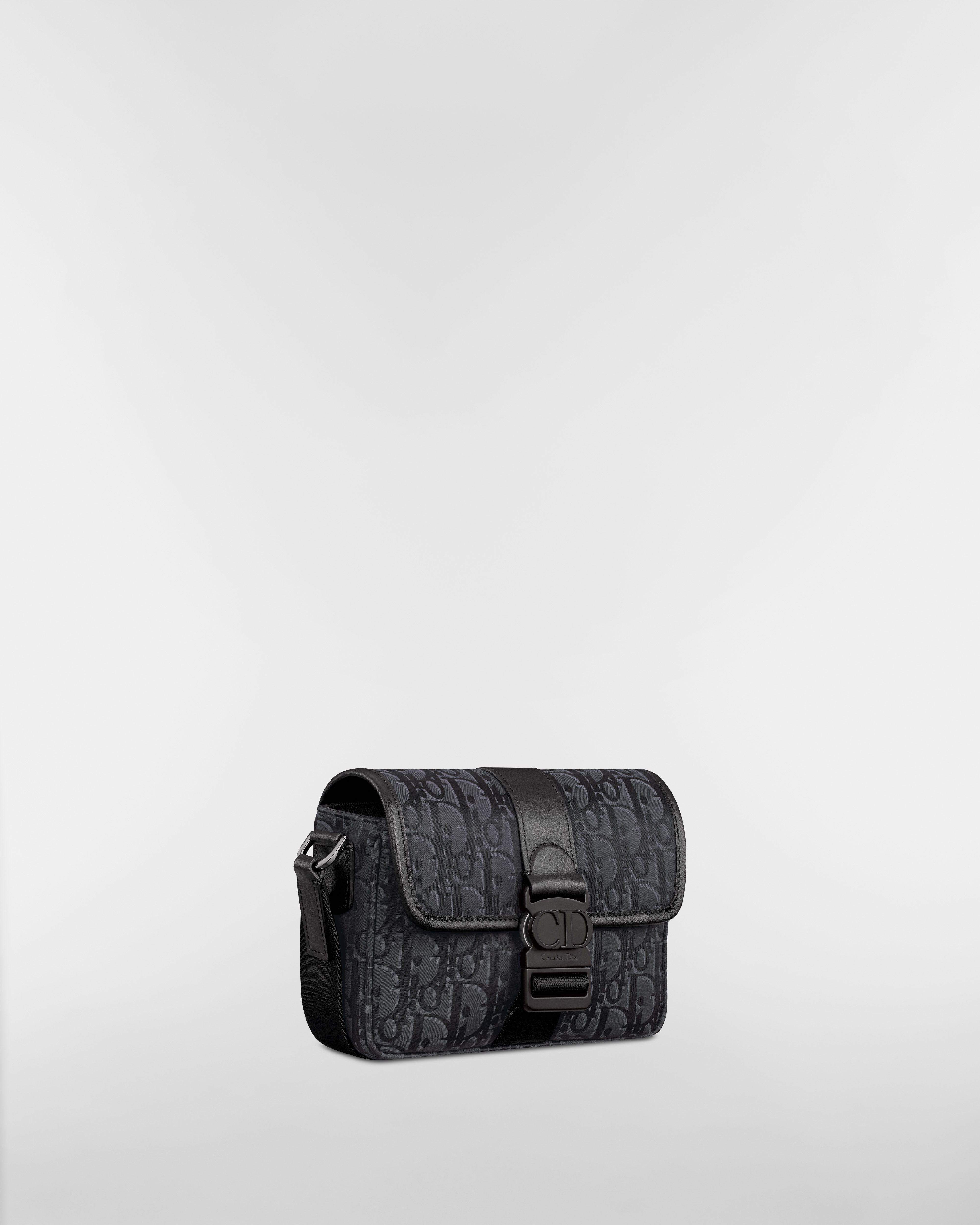 迷你 Dior Trek 翻盖信使包 黑色 Oblique 印花尼龙 E03