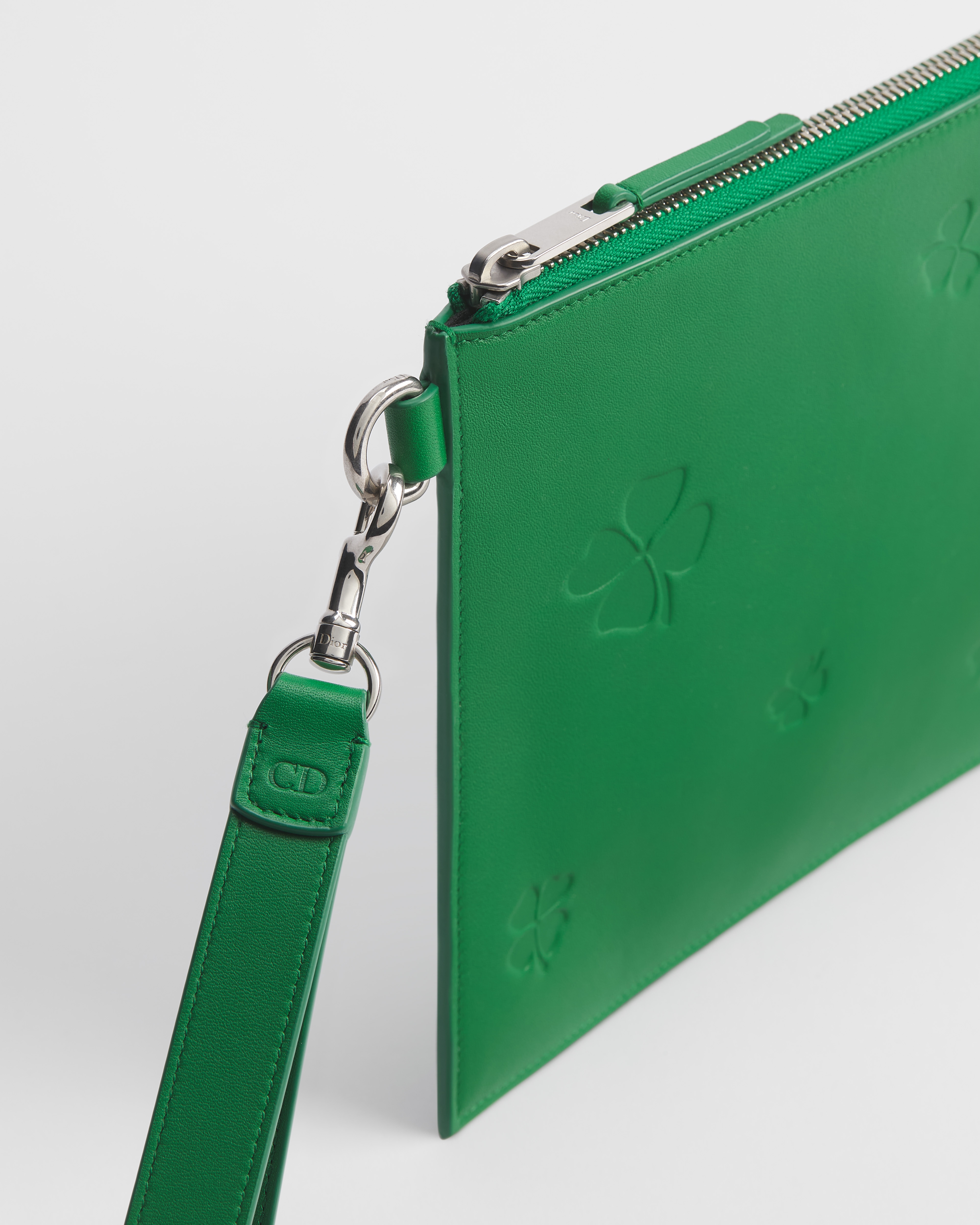 A5 手拿包 亮绿色牛皮革 Dior Clover 压花图案 E09