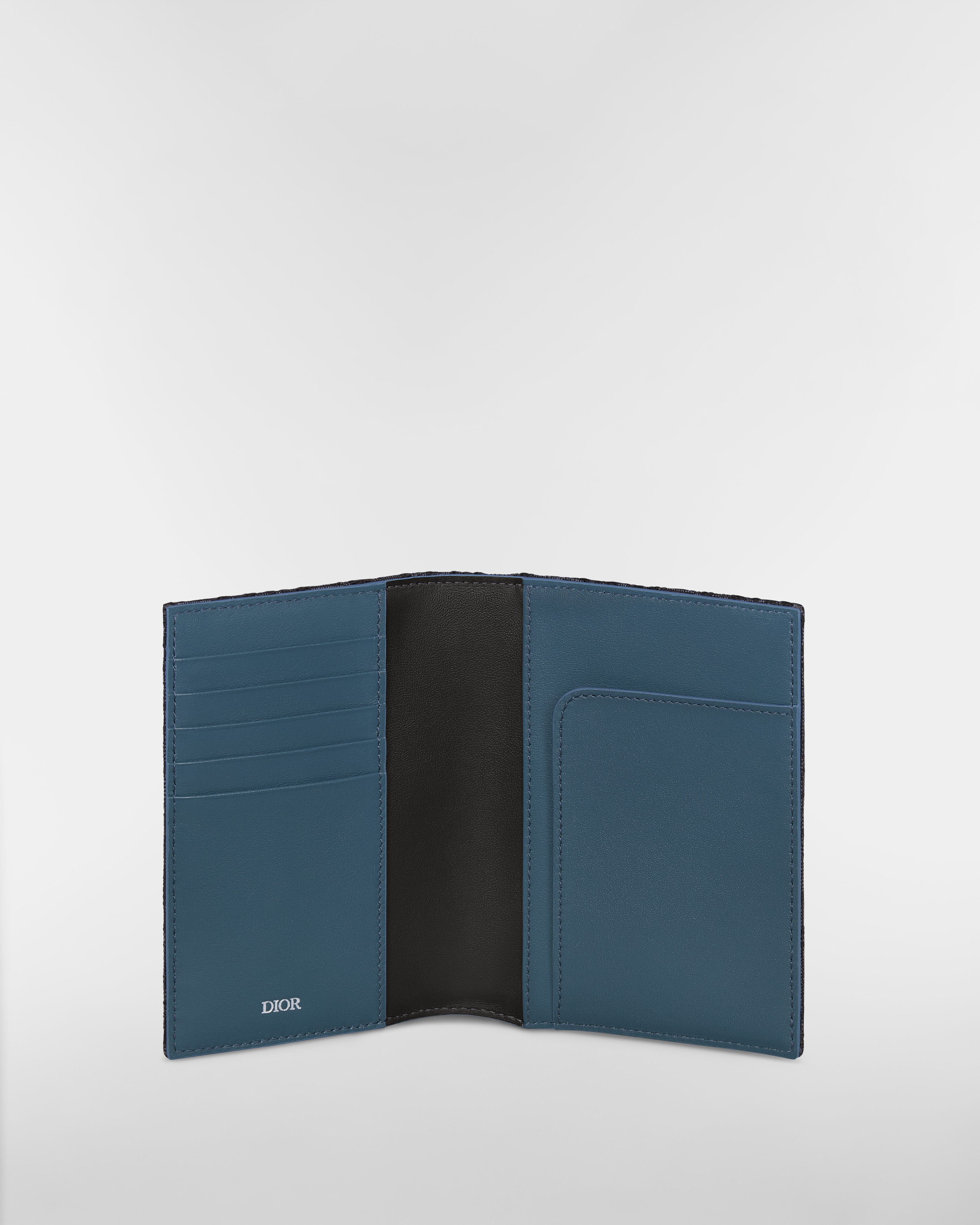 护照套 黑色 Oblique 印花面料和多色 Dior Mountain 图案补丁 E07