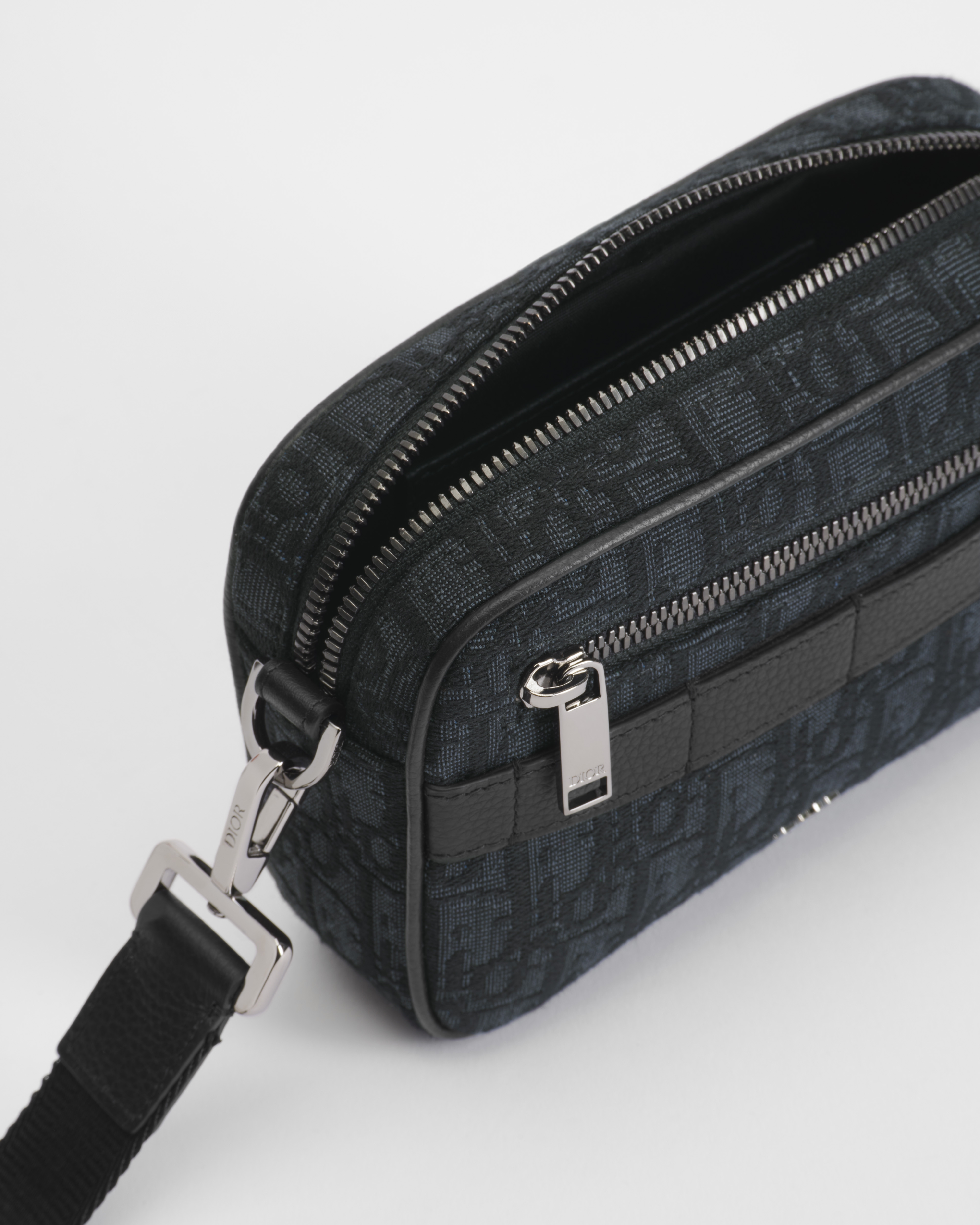 迷你 Safari 手袋（附肩带） 黑色 Oblique 印花面料 E06