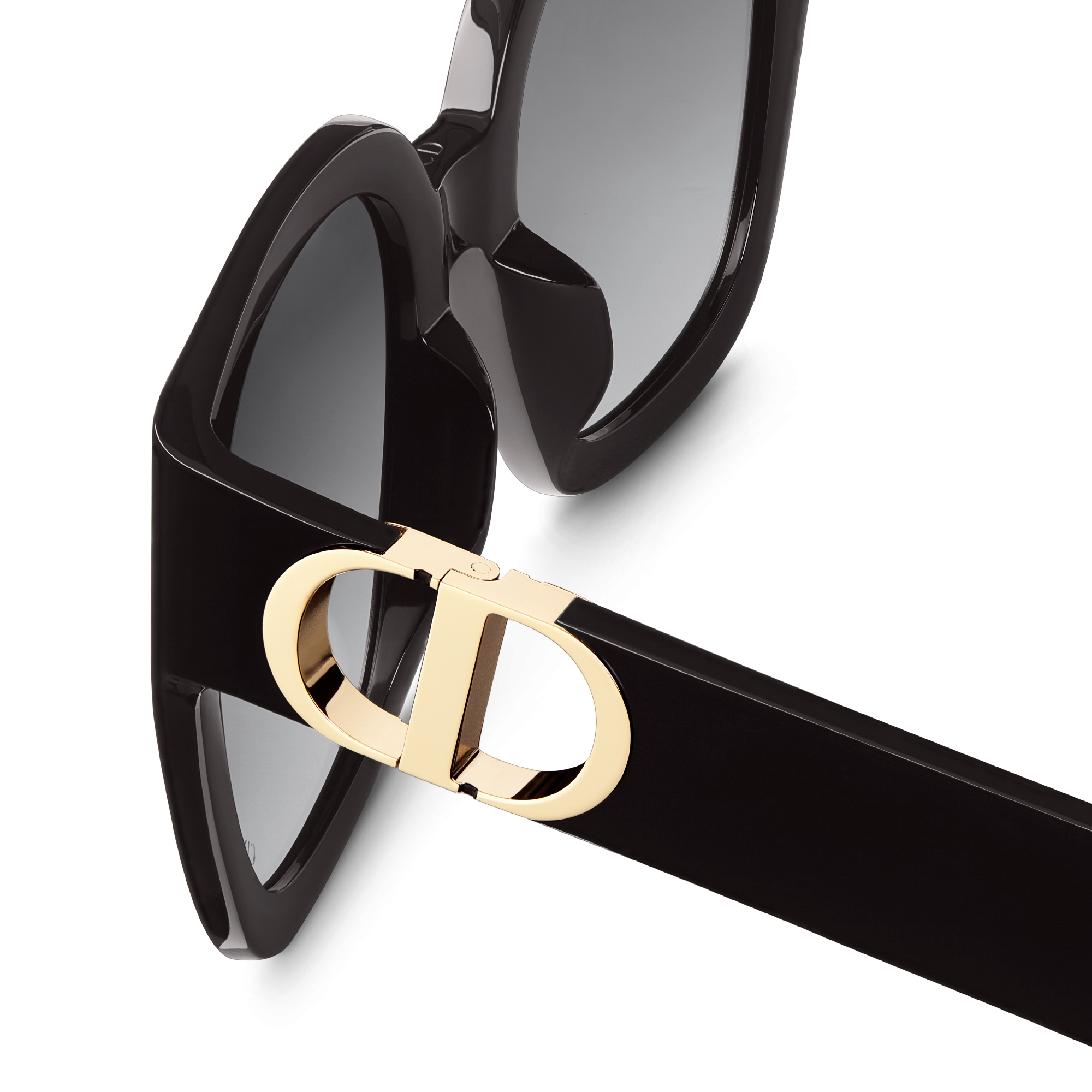 30Montaigne S10F 太阳眼镜 黑色正方形镜框 E09