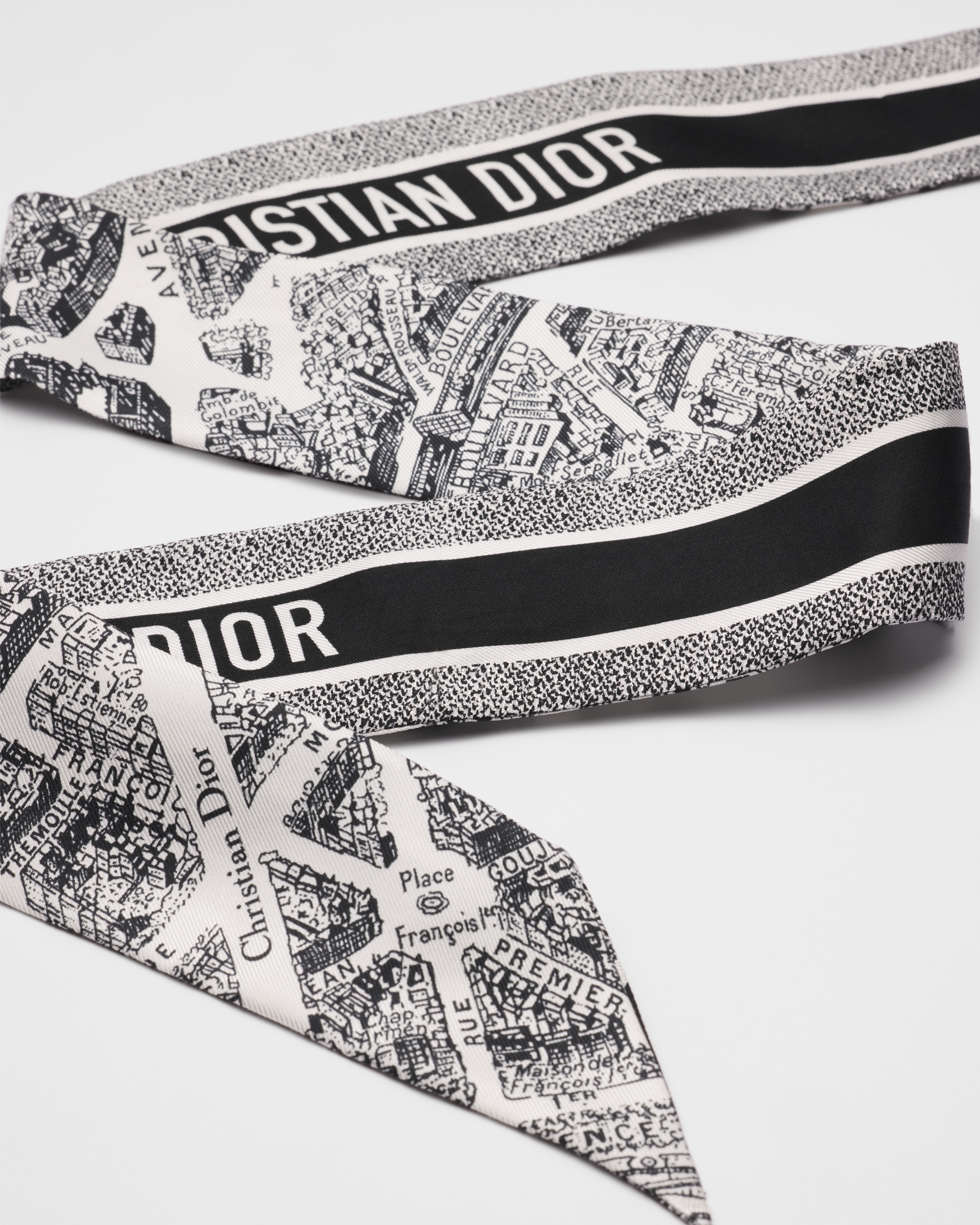 Mitzah 丝巾 白色和黑色桑蚕丝斜纹面料 Plan de Paris 印花 E10