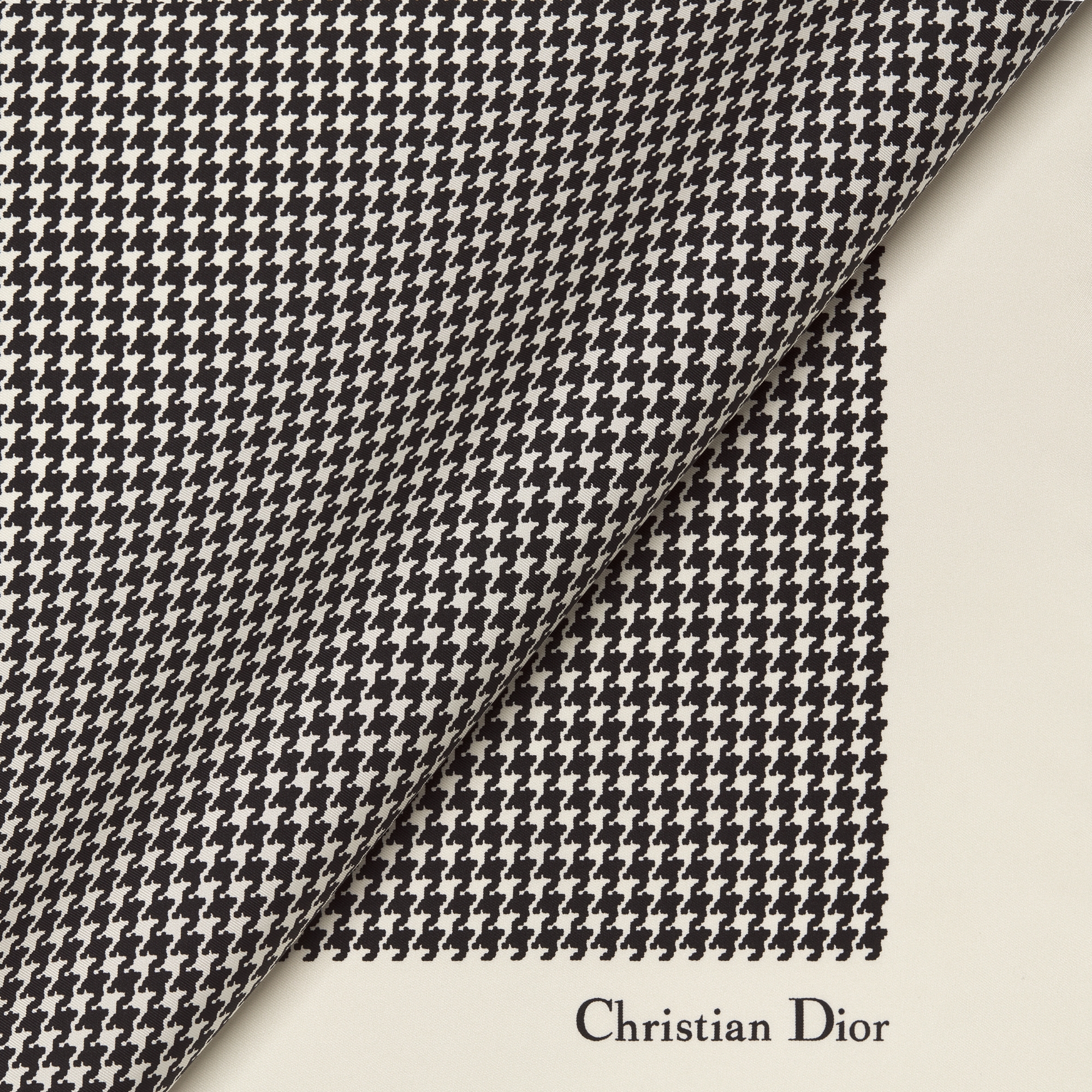 30 Montaigne 方巾 90 厘米象牙色和黑色桑蚕丝斜纹面料 E09