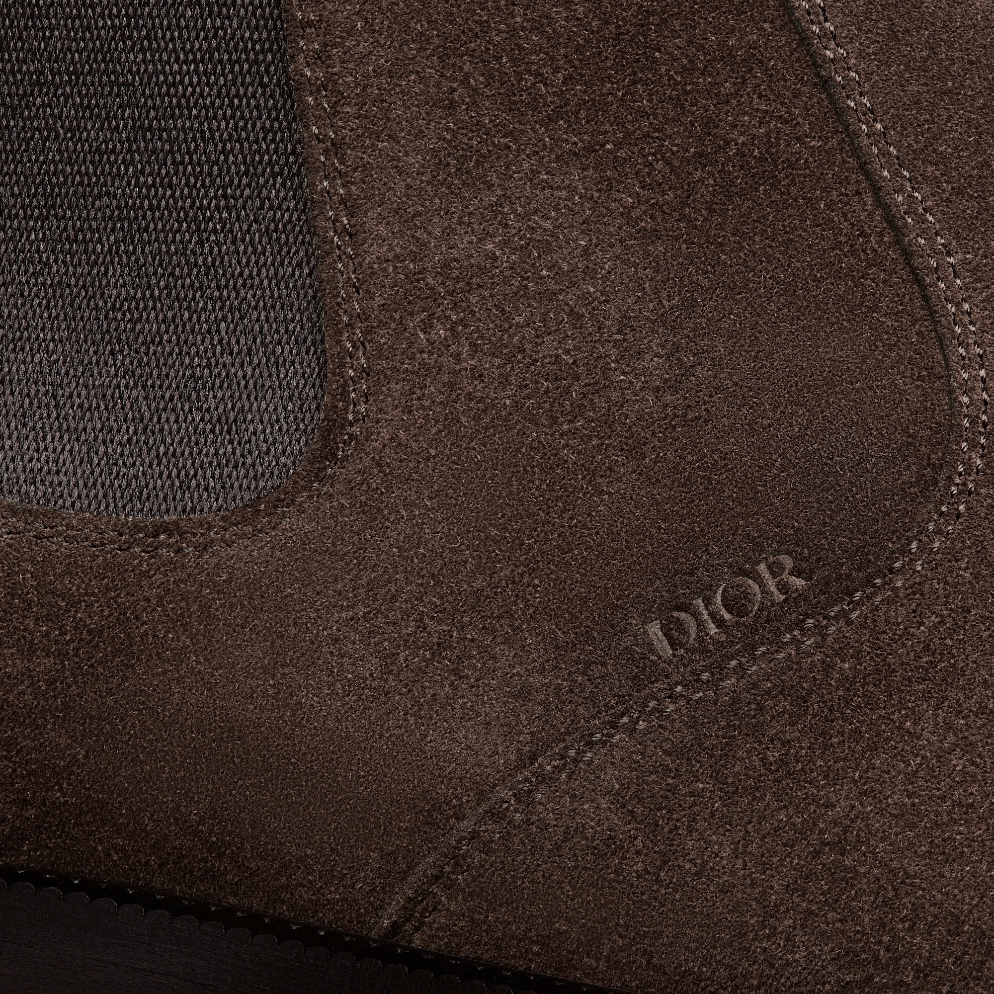 Dior Regency 切尔西短靴 棕色绒面革和科技面料 E09