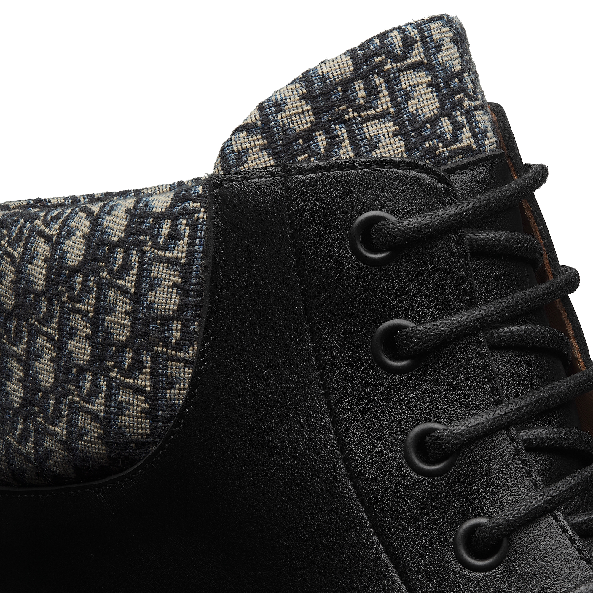 Dior Explorer III 及踝靴 黑色光滑牛皮革搭配米色和黑色 Oblique 印花面料 E09