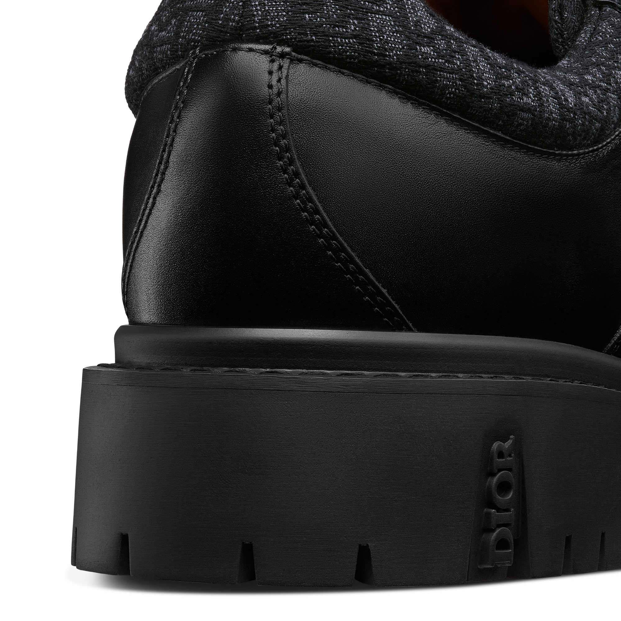 Dior Explorer III 德比鞋 黑色光滑牛皮革和黑色 Oblique 印花面料 E09