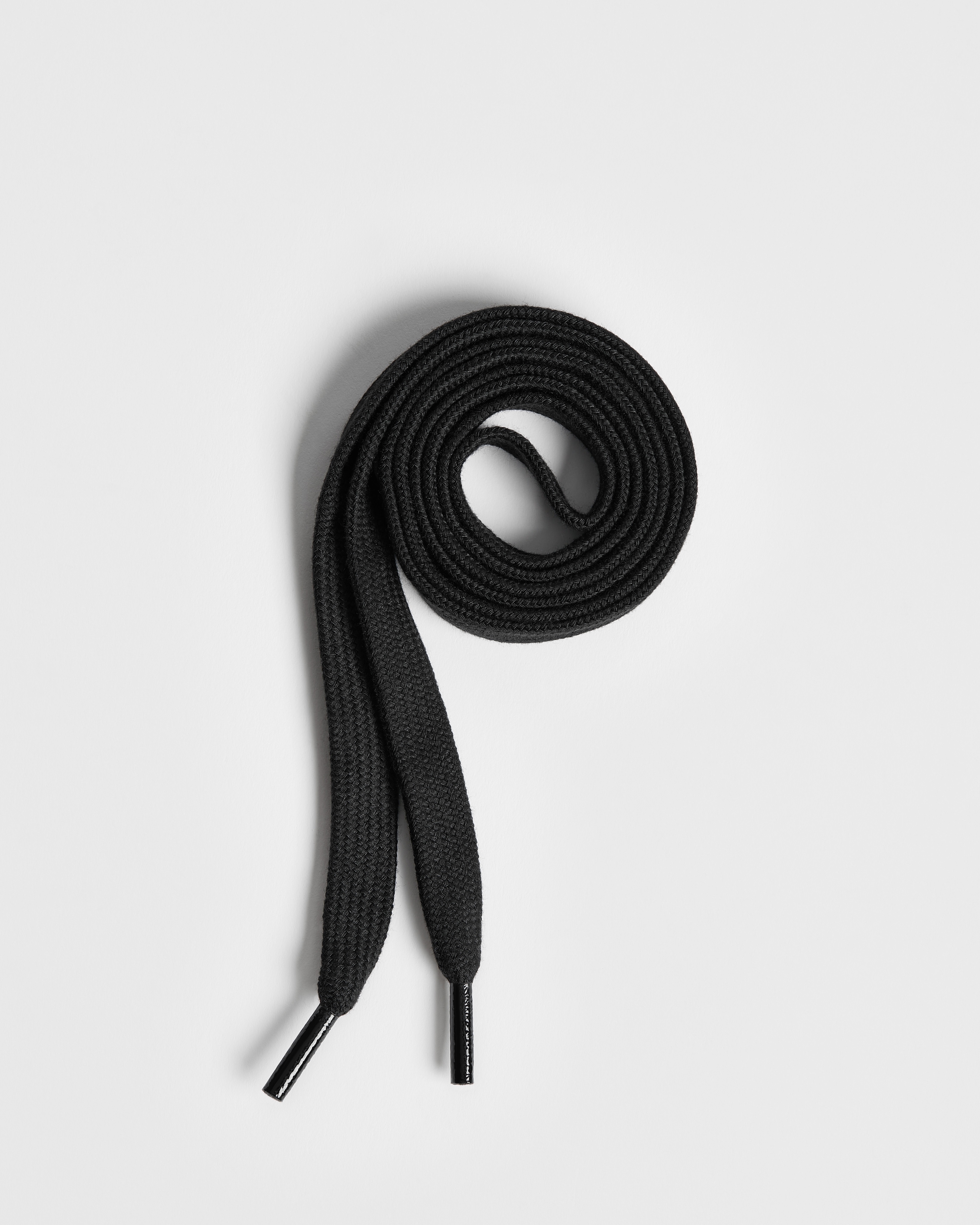 Dior Roadie 德比鞋 黑色磨砂革搭配黑色和煤灰色绒面革 E11