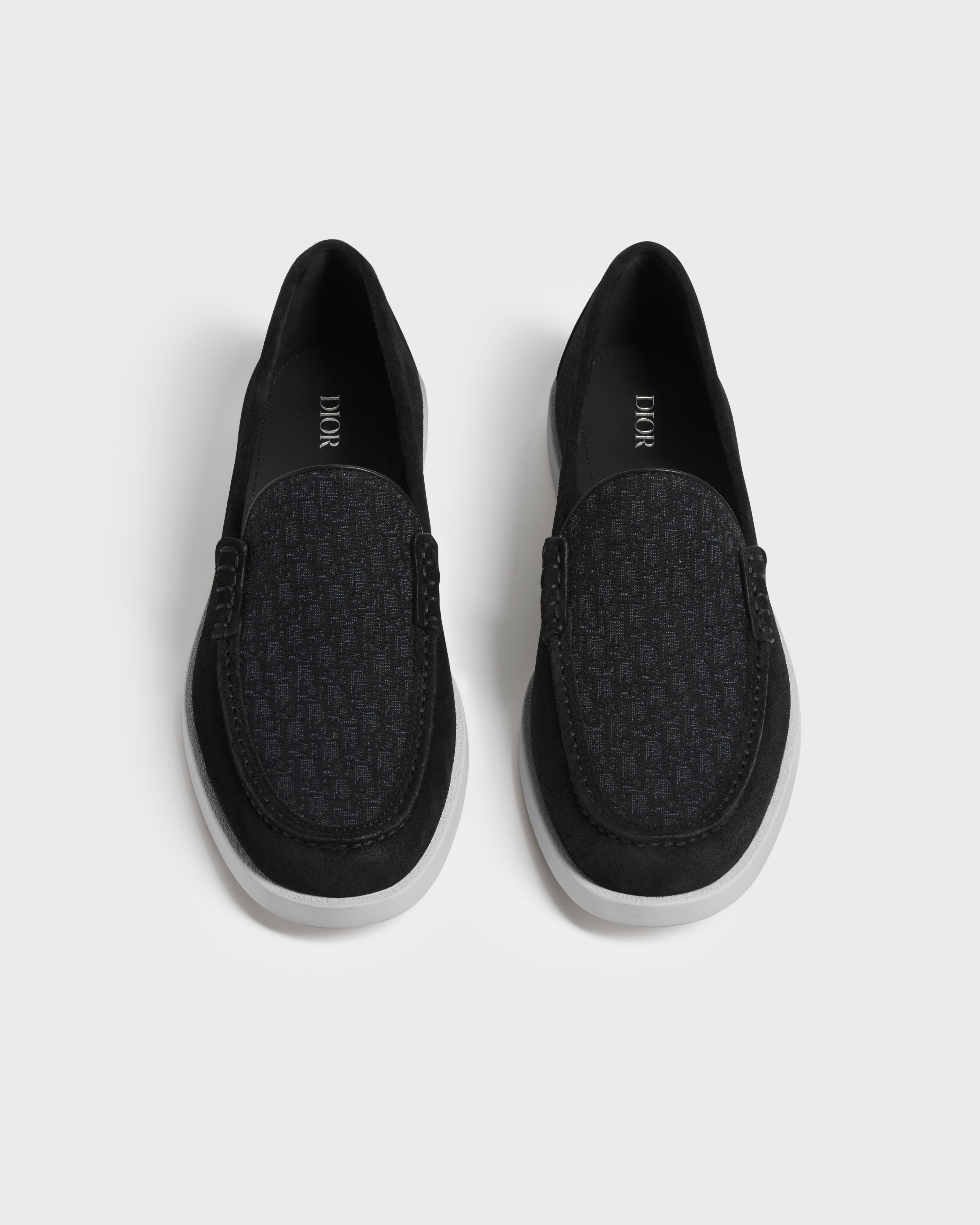 Dior Granville 乐福鞋 黑色绒面革和 Oblique 印花面料 E06