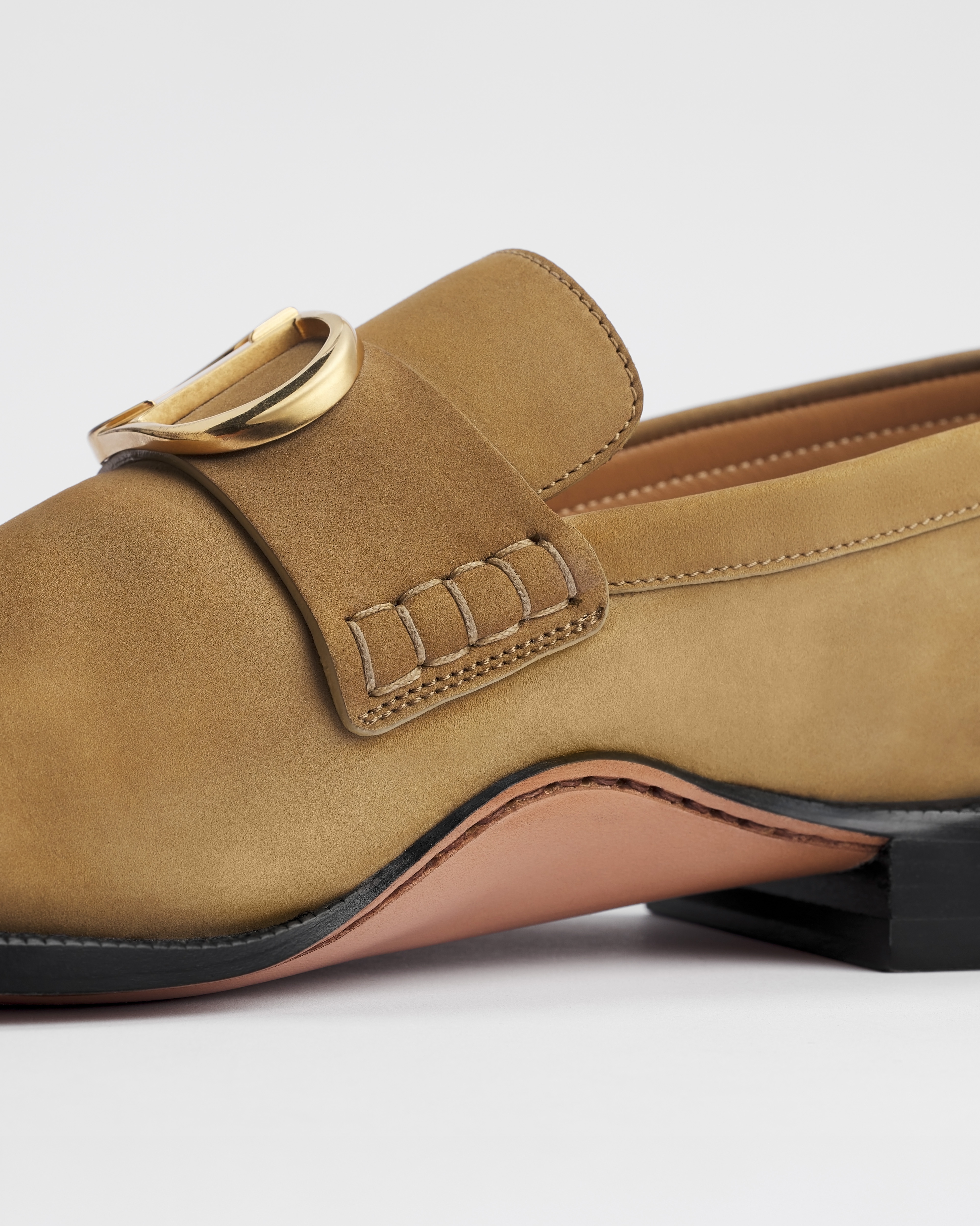 Dior Archie 乐福鞋 驼色磨砂革 E10