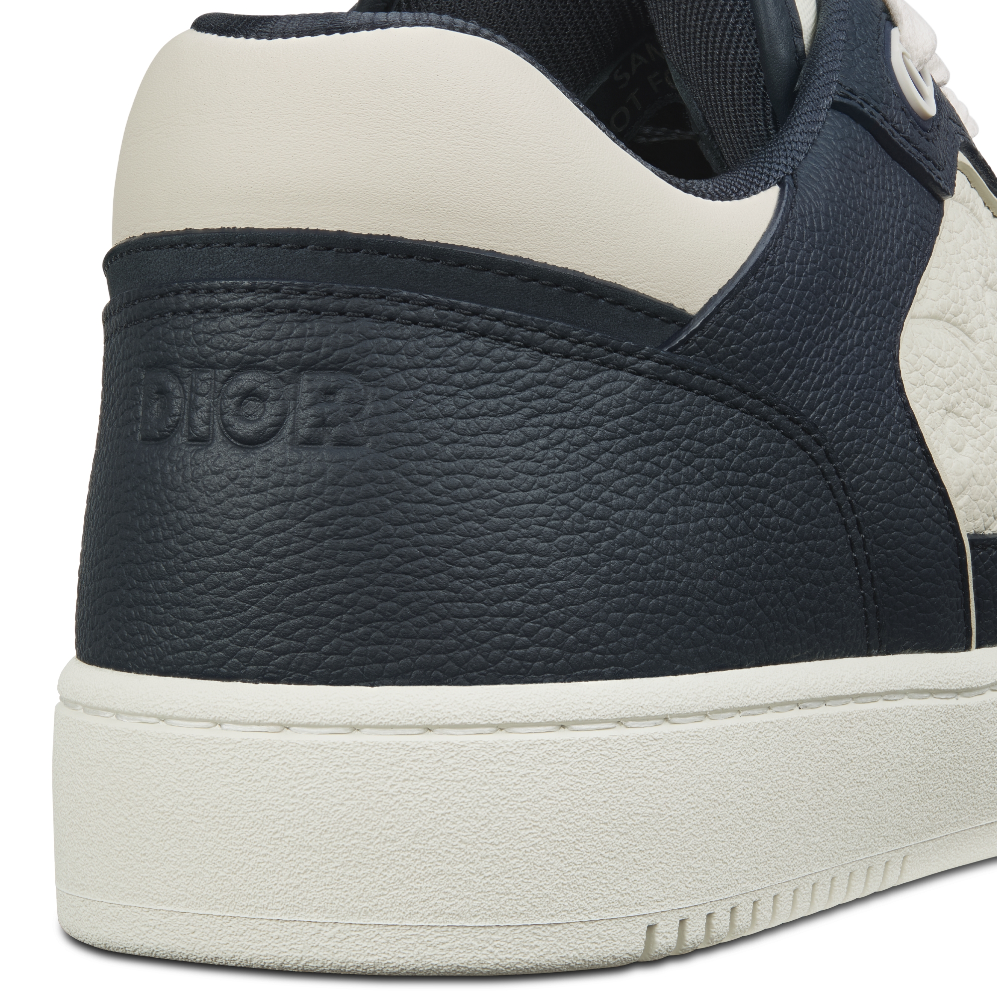 B27 Uptown 低帮运动鞋 海军蓝色和白色粒面牛皮革搭配白色 Dior Gravity 印花效果皮革 E09