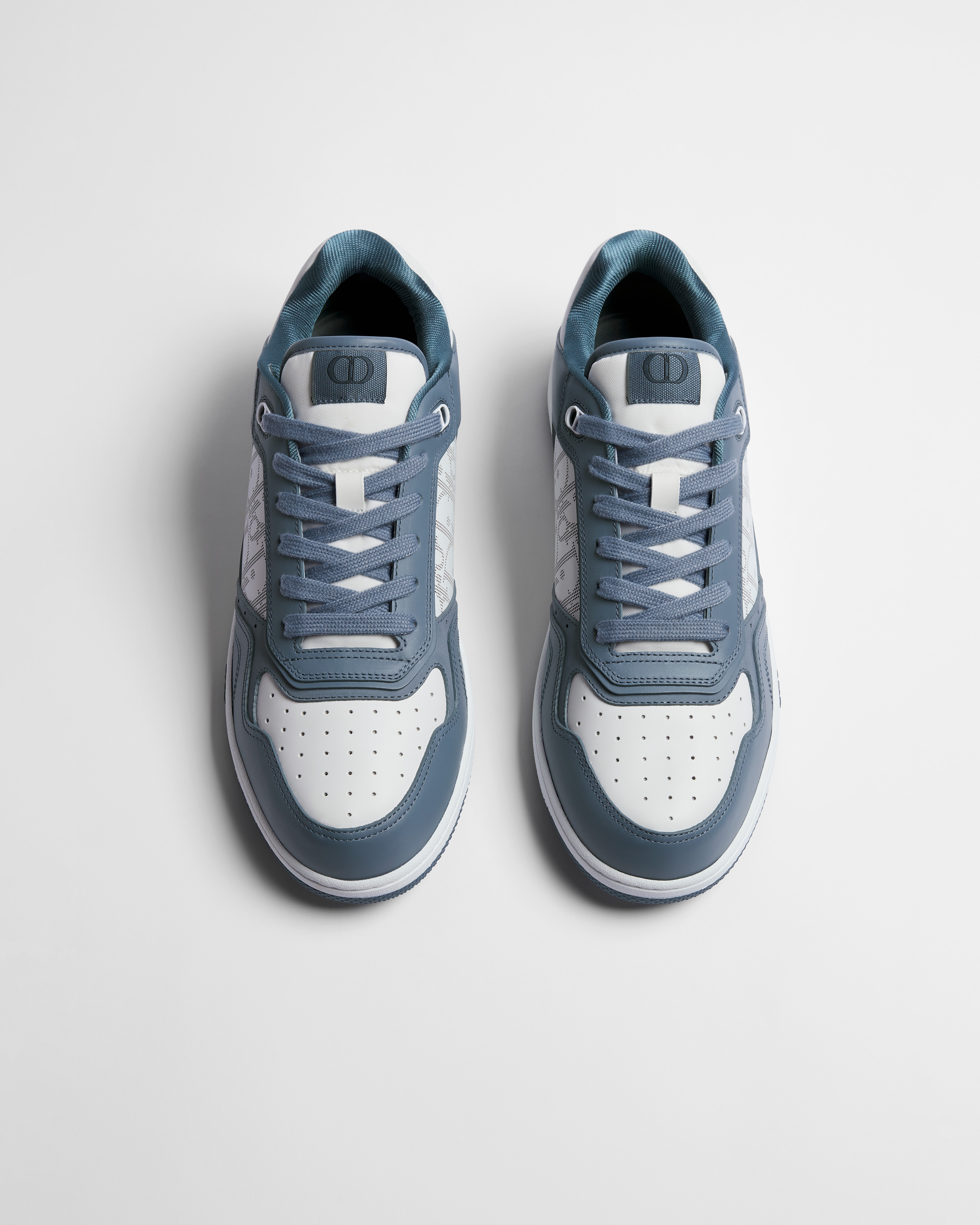 B27 Uptown 低帮运动鞋 蓝色和白色光滑牛皮革搭配白色 Oblique Galaxy 印花效果皮革 E06