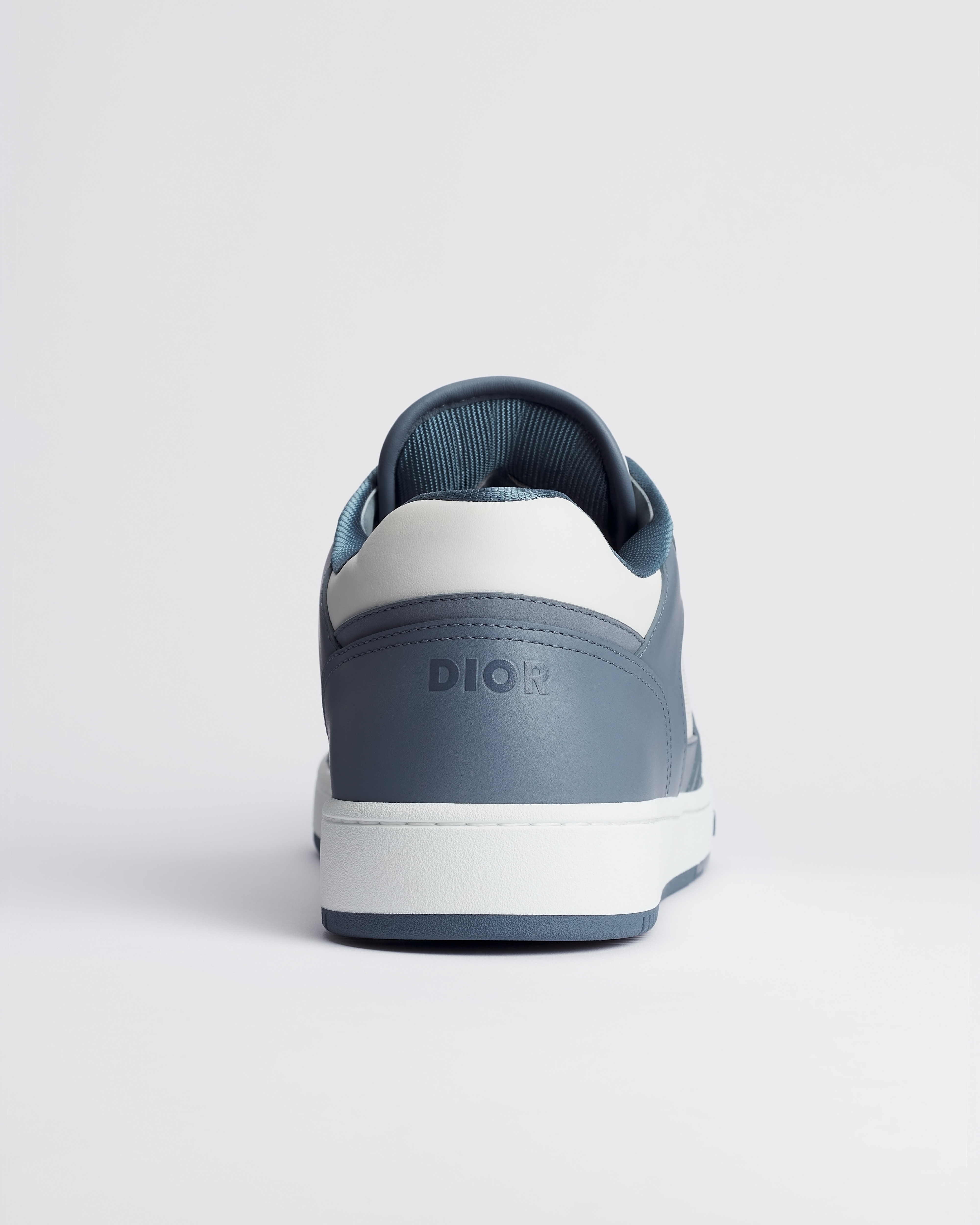 B27 Uptown 低帮运动鞋 蓝色和白色光滑牛皮革搭配白色 Oblique Galaxy 印花效果皮革 E08