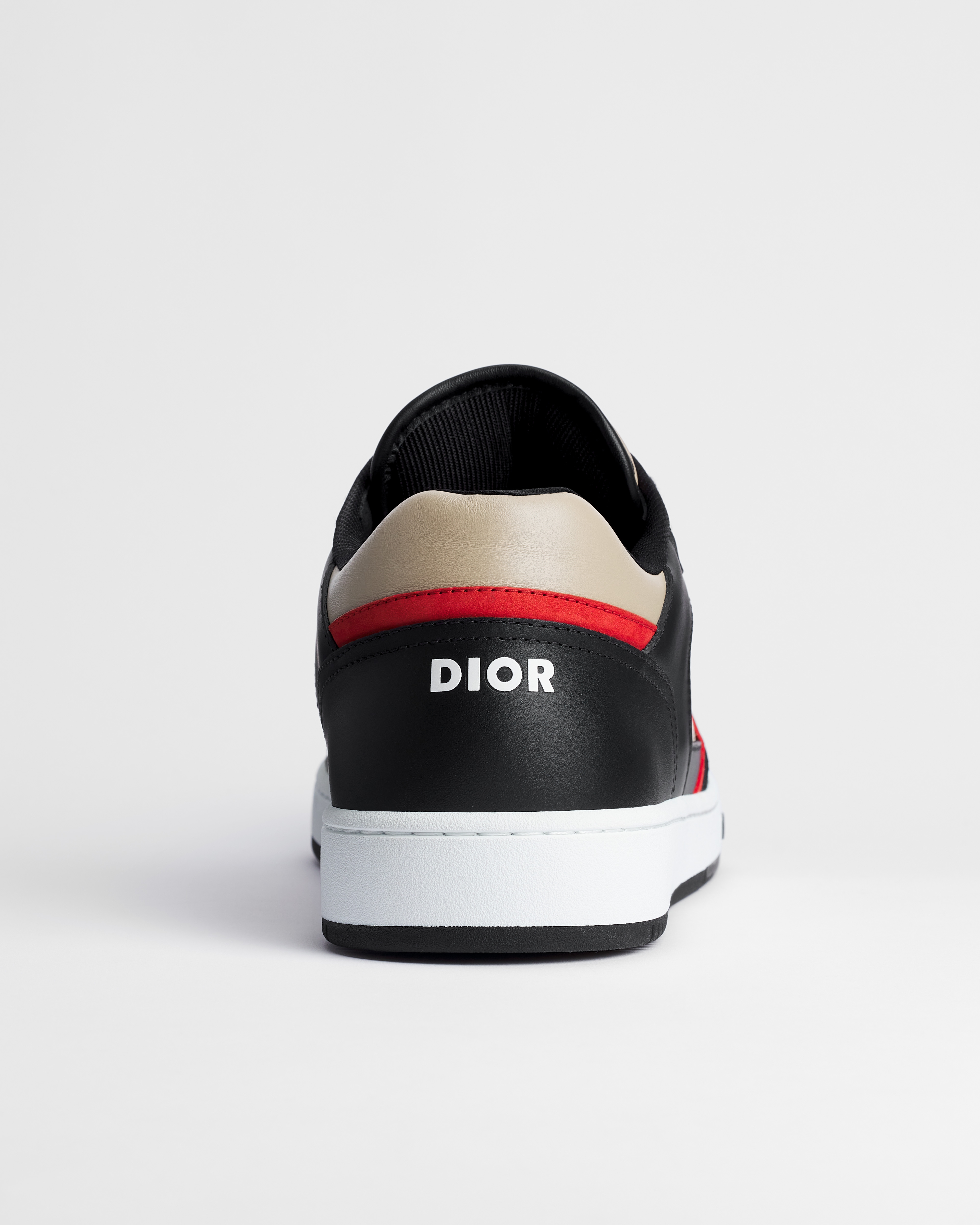 B27 Uptown 低帮运动鞋 黑色、奶油白色和红色光滑牛皮革搭配奶油白色 Oblique Galaxy 印花效果皮革 E08