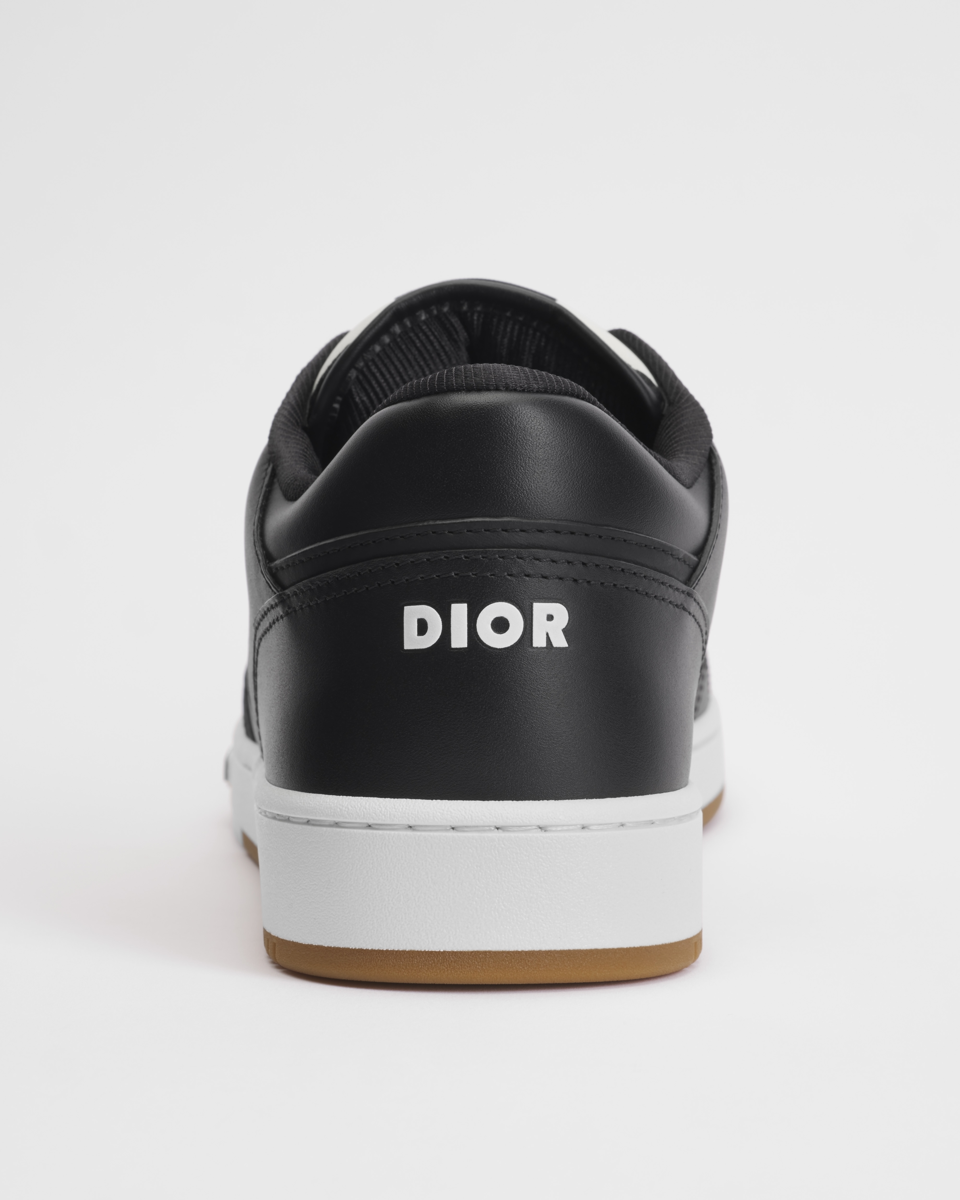 B27 Uptown 低帮运动鞋 黑色光滑牛皮革搭配米色和黑色 Oblique 印花面料 E08