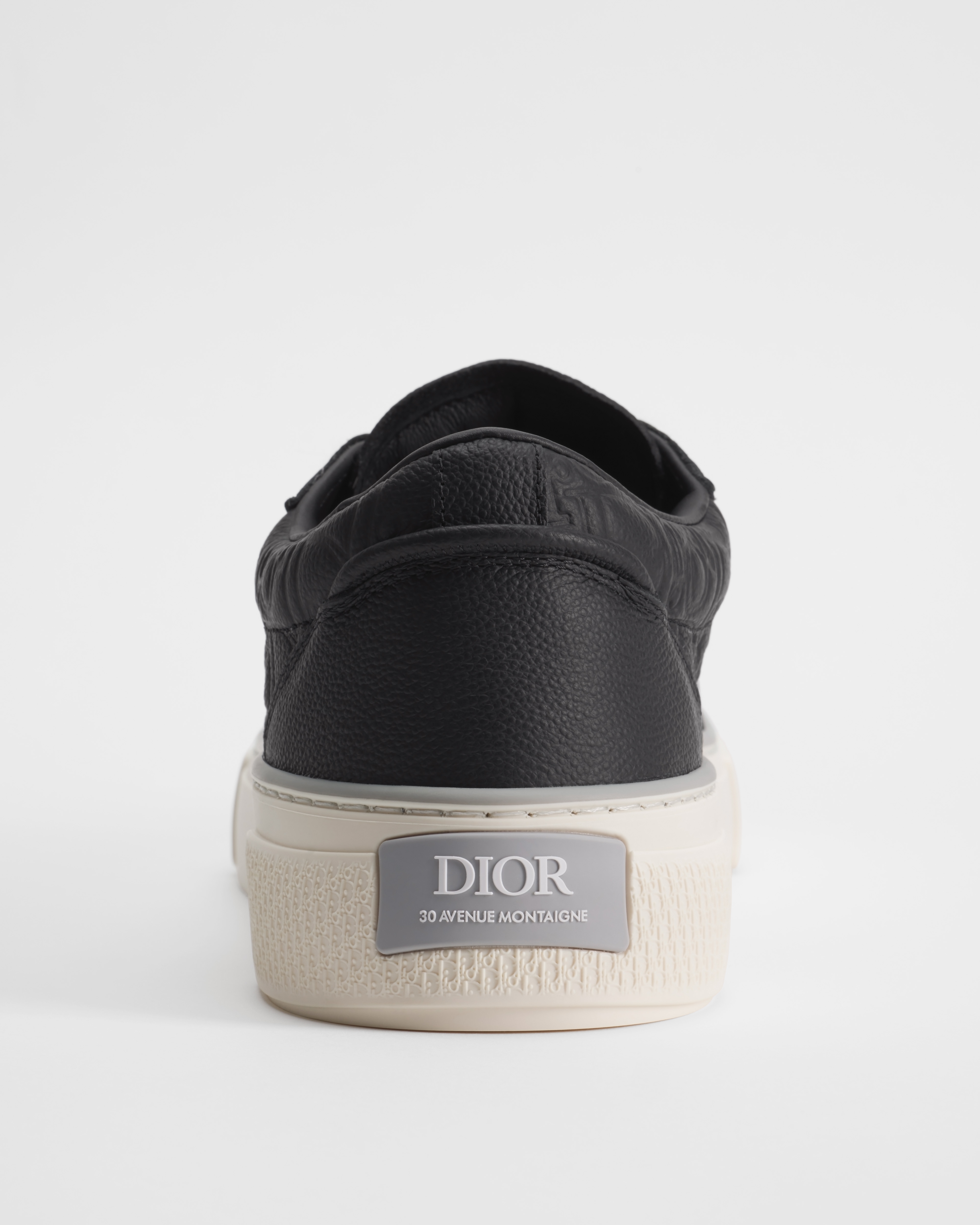 B33 Spin 运动鞋 黑色粒面牛皮革和黑色 Dior Gravity 印花效果皮革 E08
