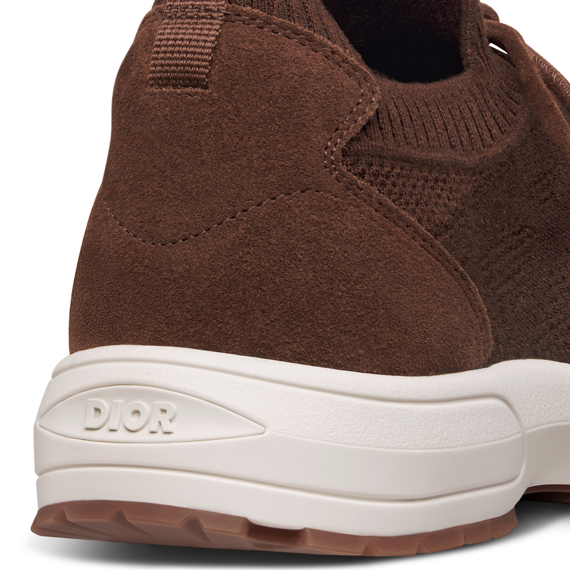 B80 Lounge 运动鞋 棕色山羊绒，绵羊毛和桑蚕丝混纺针织面料藤格纹搭配棕色绒面革 E09