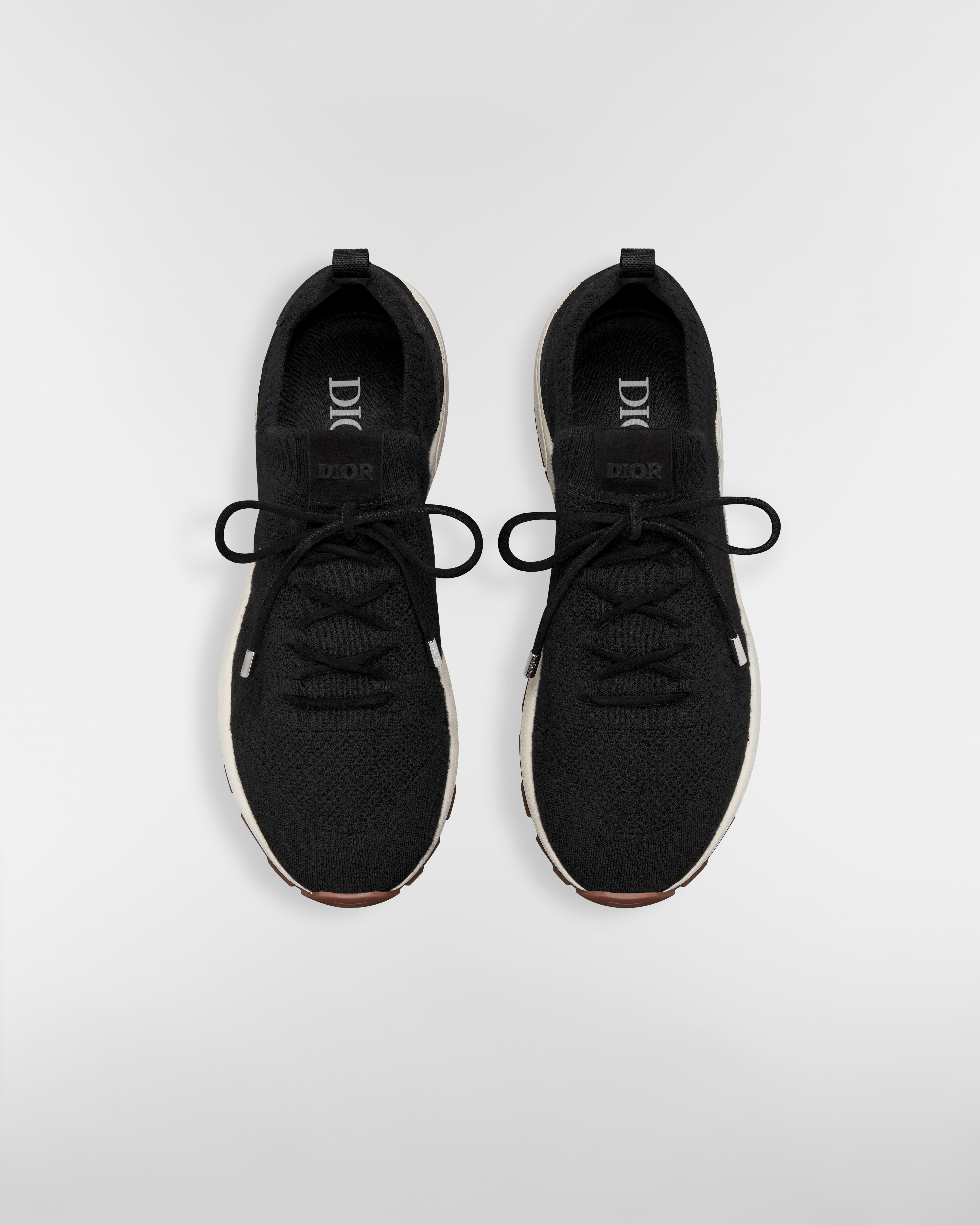 B80 Lounge 运动鞋 黑色山羊绒、绵羊毛和桑蚕丝混纺针织面料藤格纹搭配黑色绒面革 E06