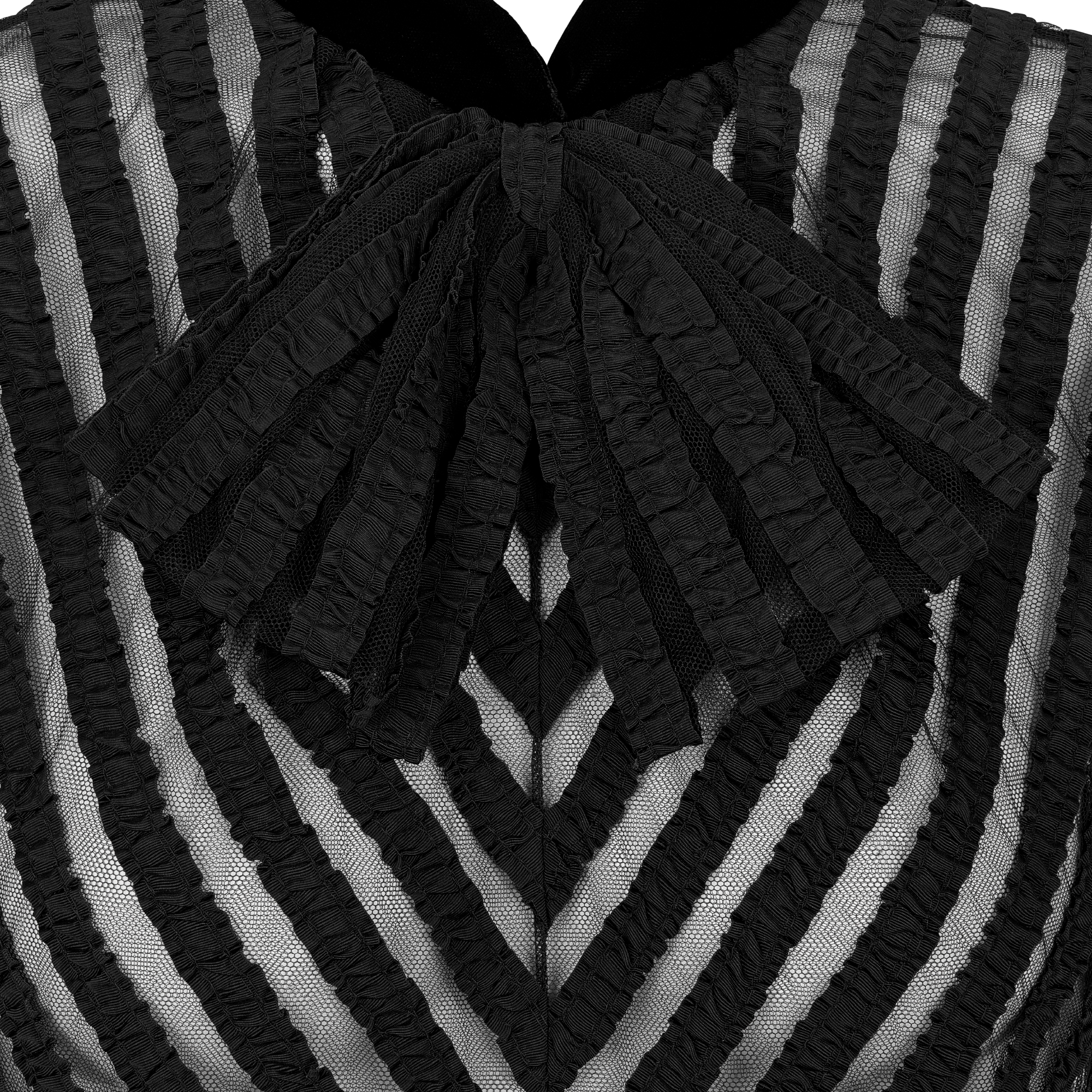 中长款连衣裙 黑色薄纱搭配丝带和天鹅绒刺绣 E09