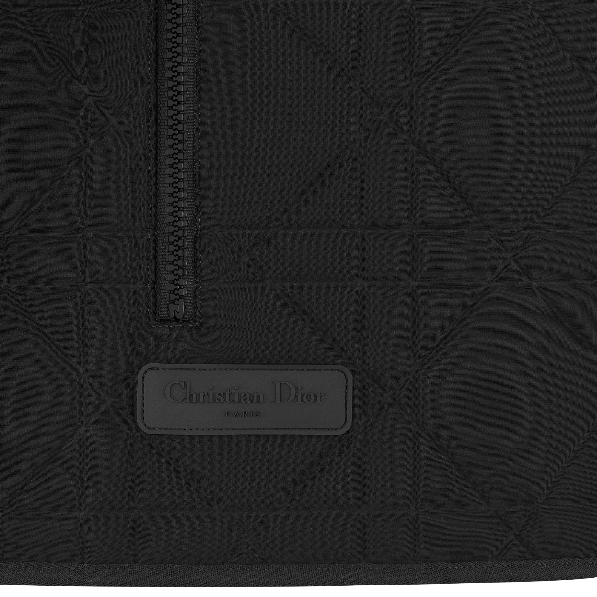 宽松夹克 黑色塔夫绸科技面料绗缝效果超大藤格纹 E09