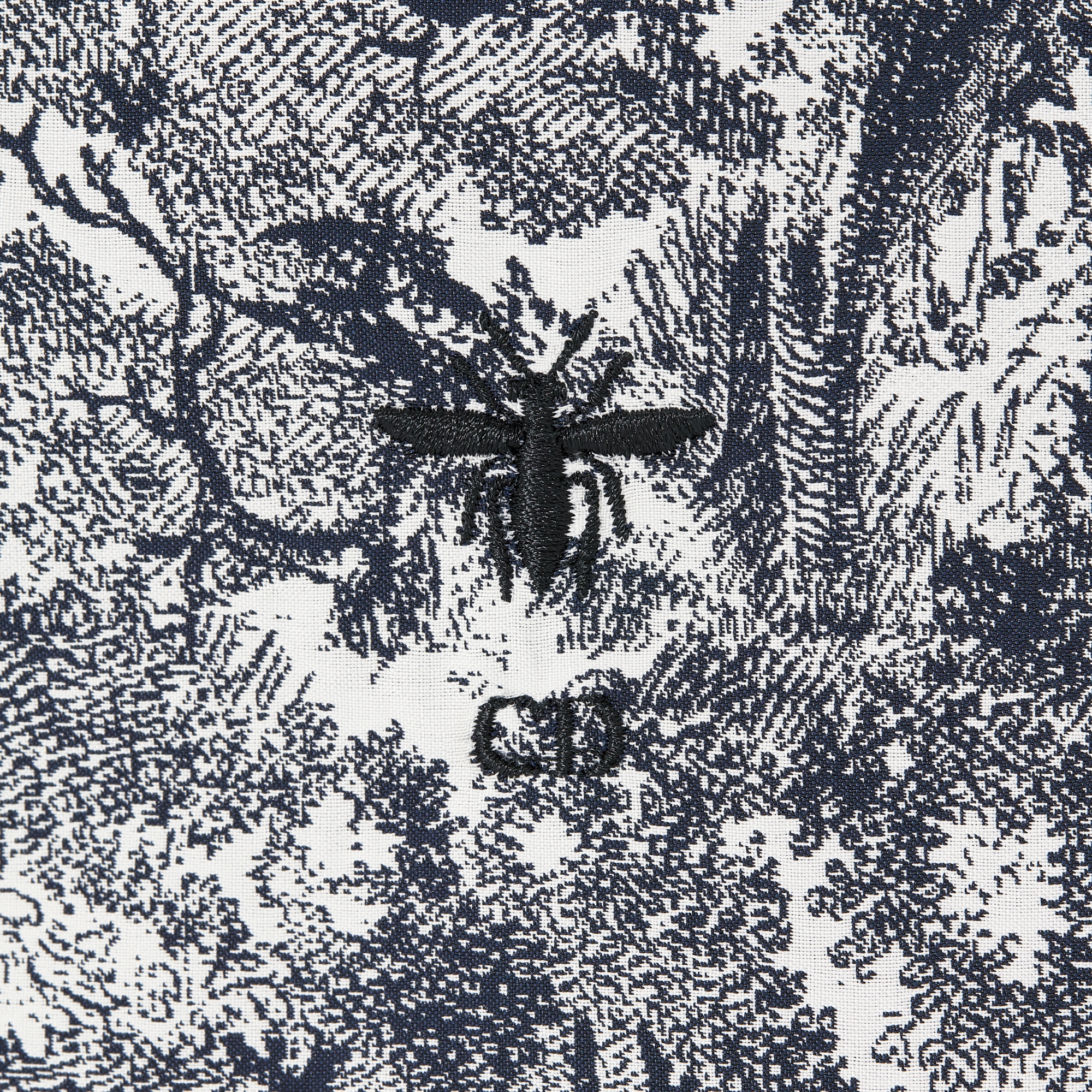 连帽背心 蓝色和白色塔夫绸科技提花面料 Sauvage 茹伊印花 E09