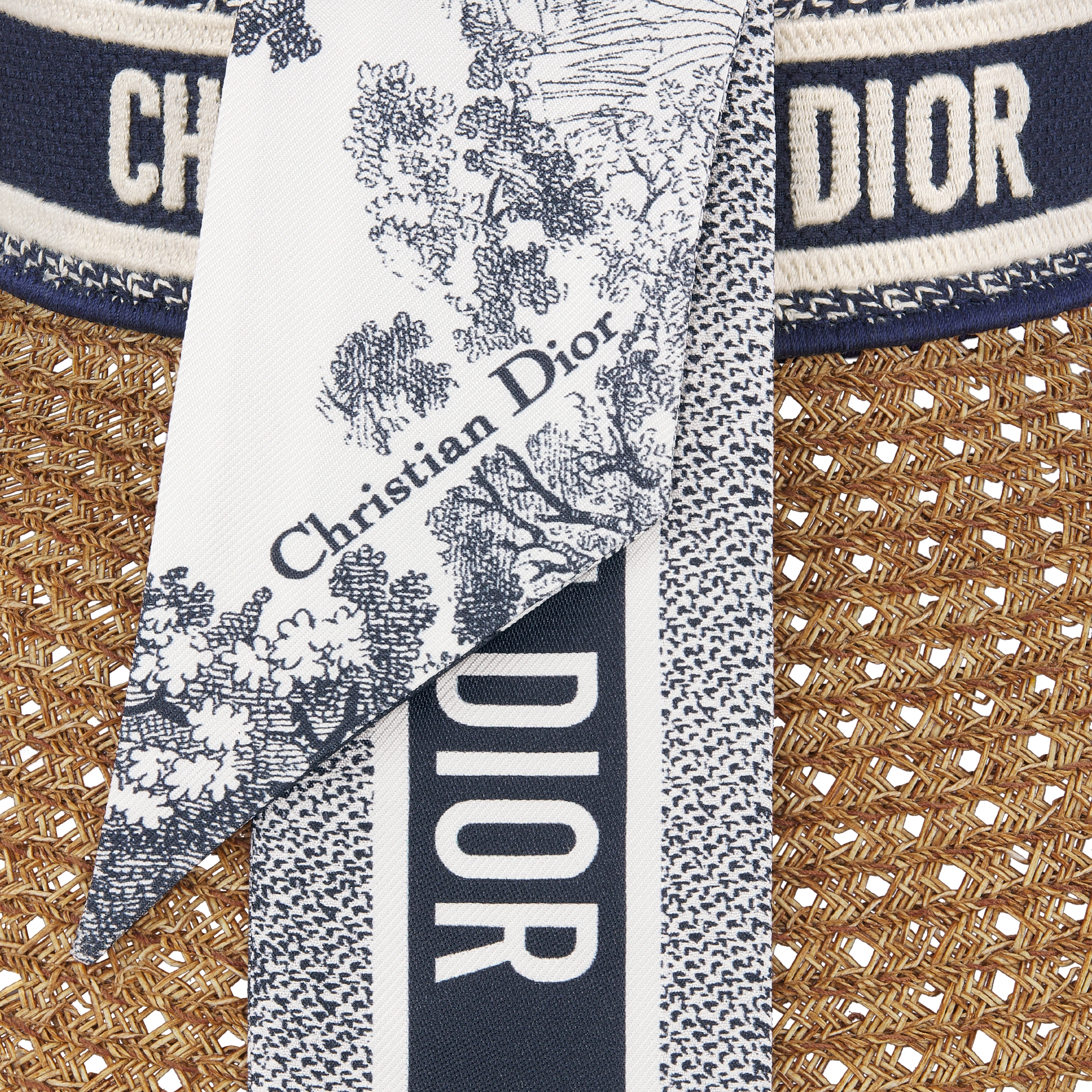 Dioriviera D-Ocean Mitzah 遮阳帽 纸编搭配海军蓝色和白色刺绣饰带 E09