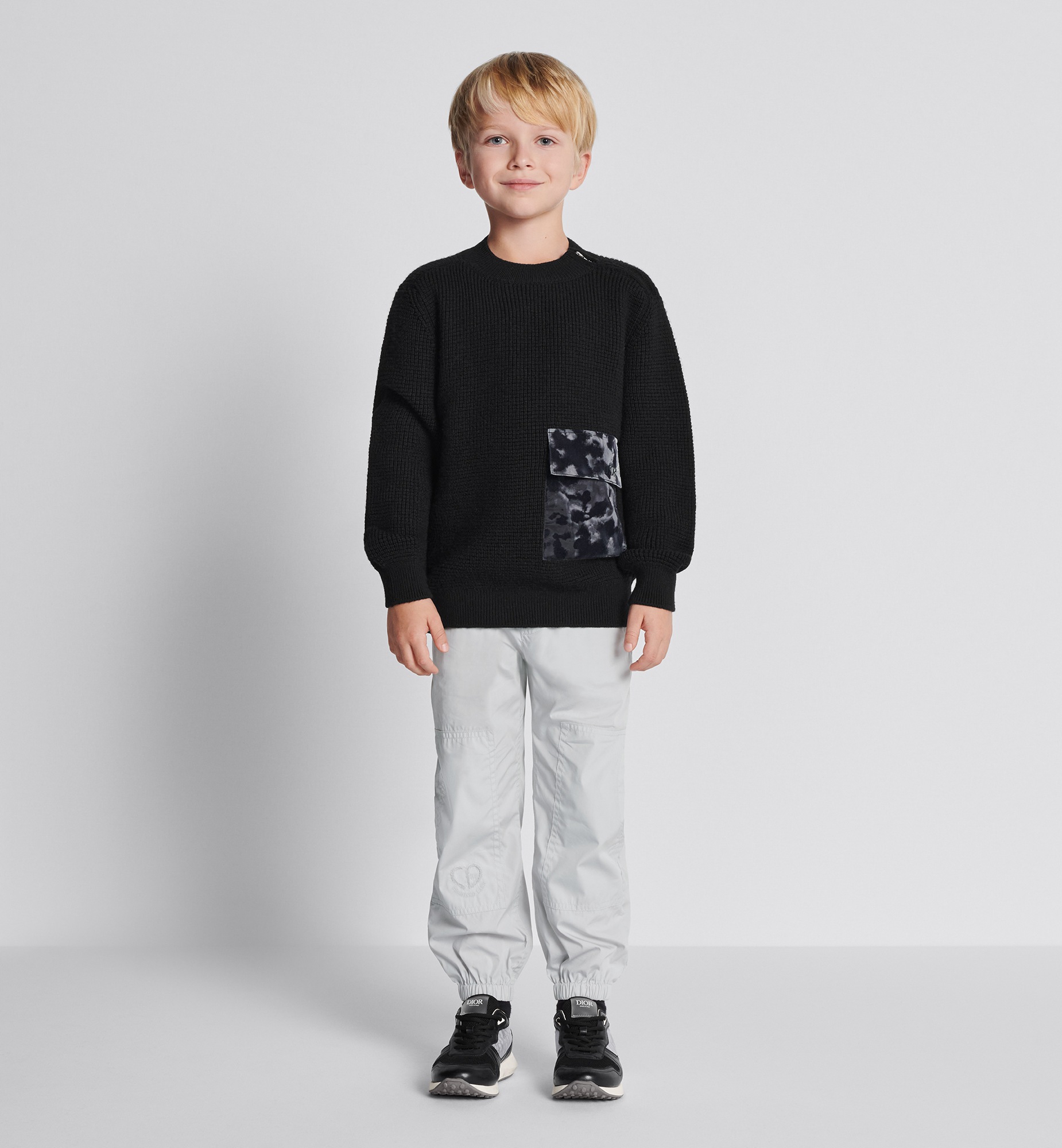 B25 Runner 运动鞋儿童款 黑色和白色光滑牛皮革 Oblique 印花 E11