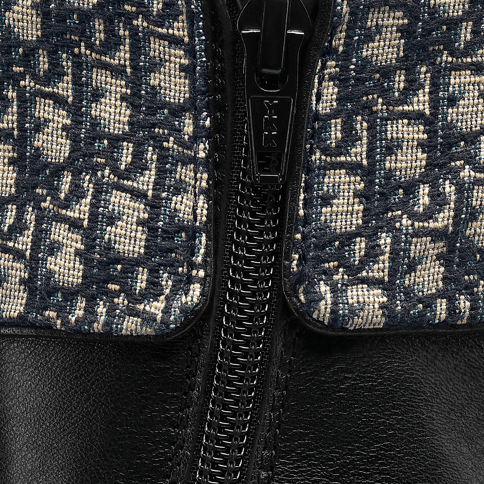 靴子儿童款 黑色牛皮革米色和蓝色 Oblique 印花 E09