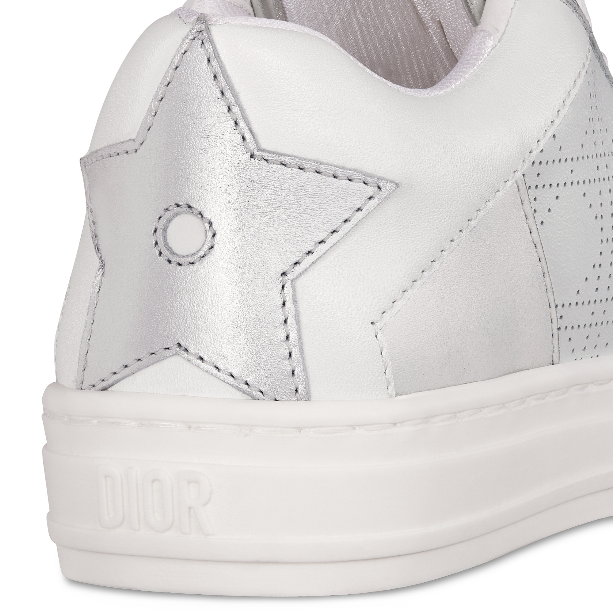 儿童低帮运动鞋 象牙色和银色调金属光泽牛皮革 E09