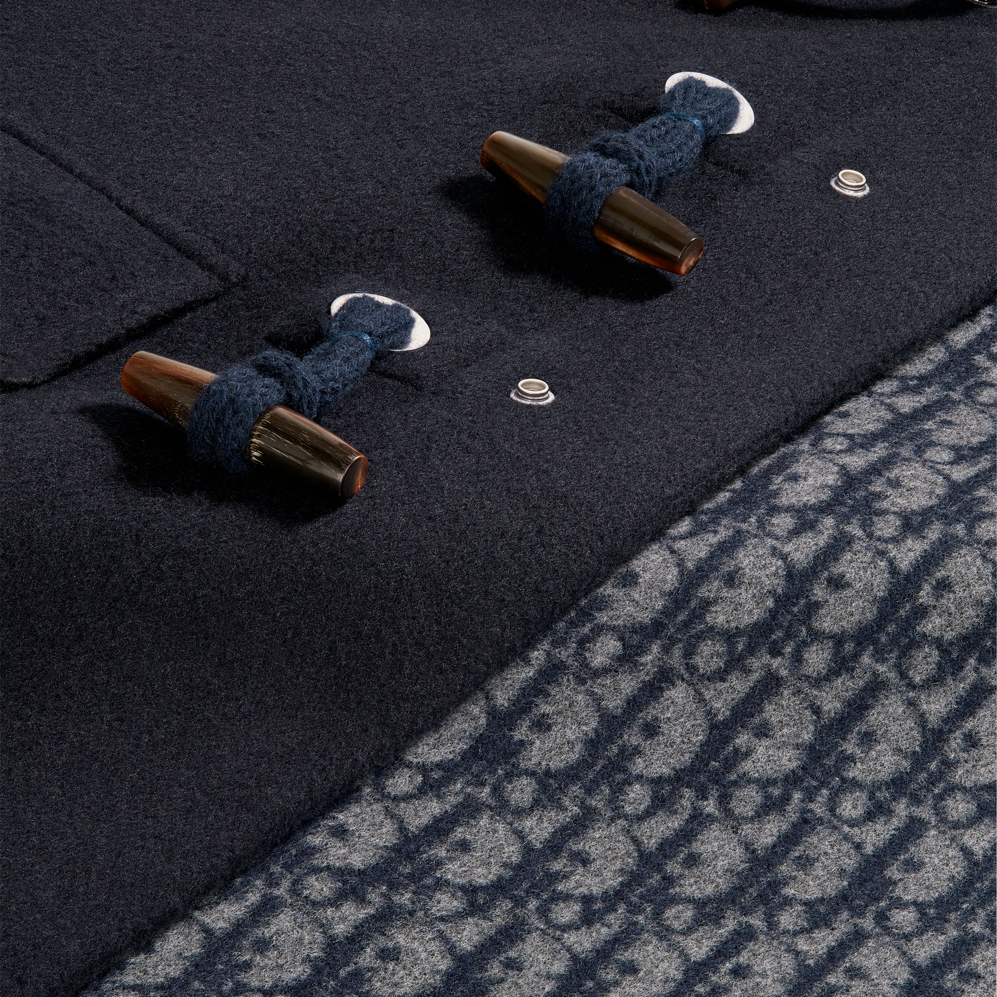 Dior Icons 牛角扣大衣 蓝色双面绵羊毛和山羊绒混纺面料 E09