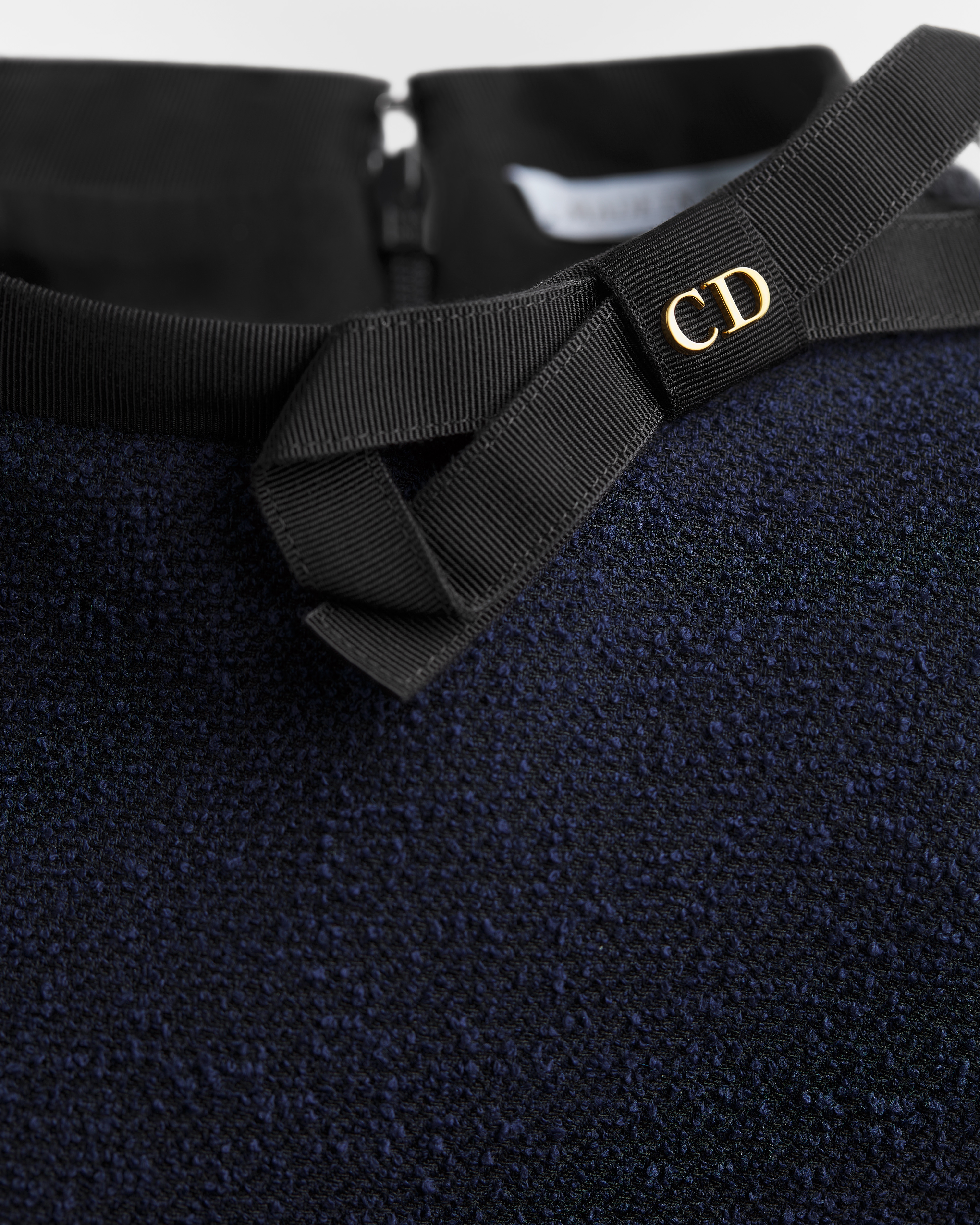 直筒连衣裙 海军蓝色绵羊毛混纺毛圈花式线面料 E10